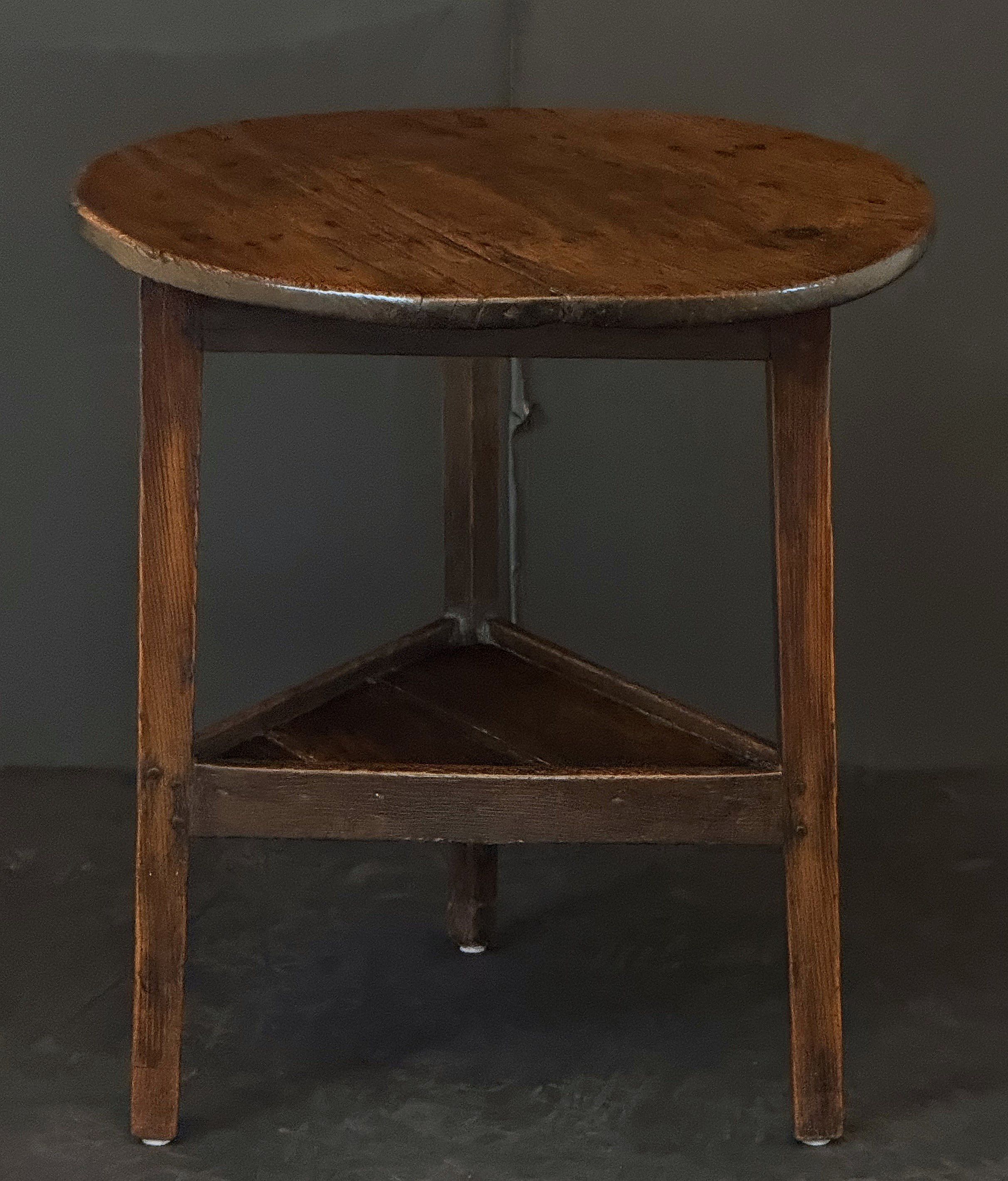 gg221_oak_cricket_table_6_copy_1996784909