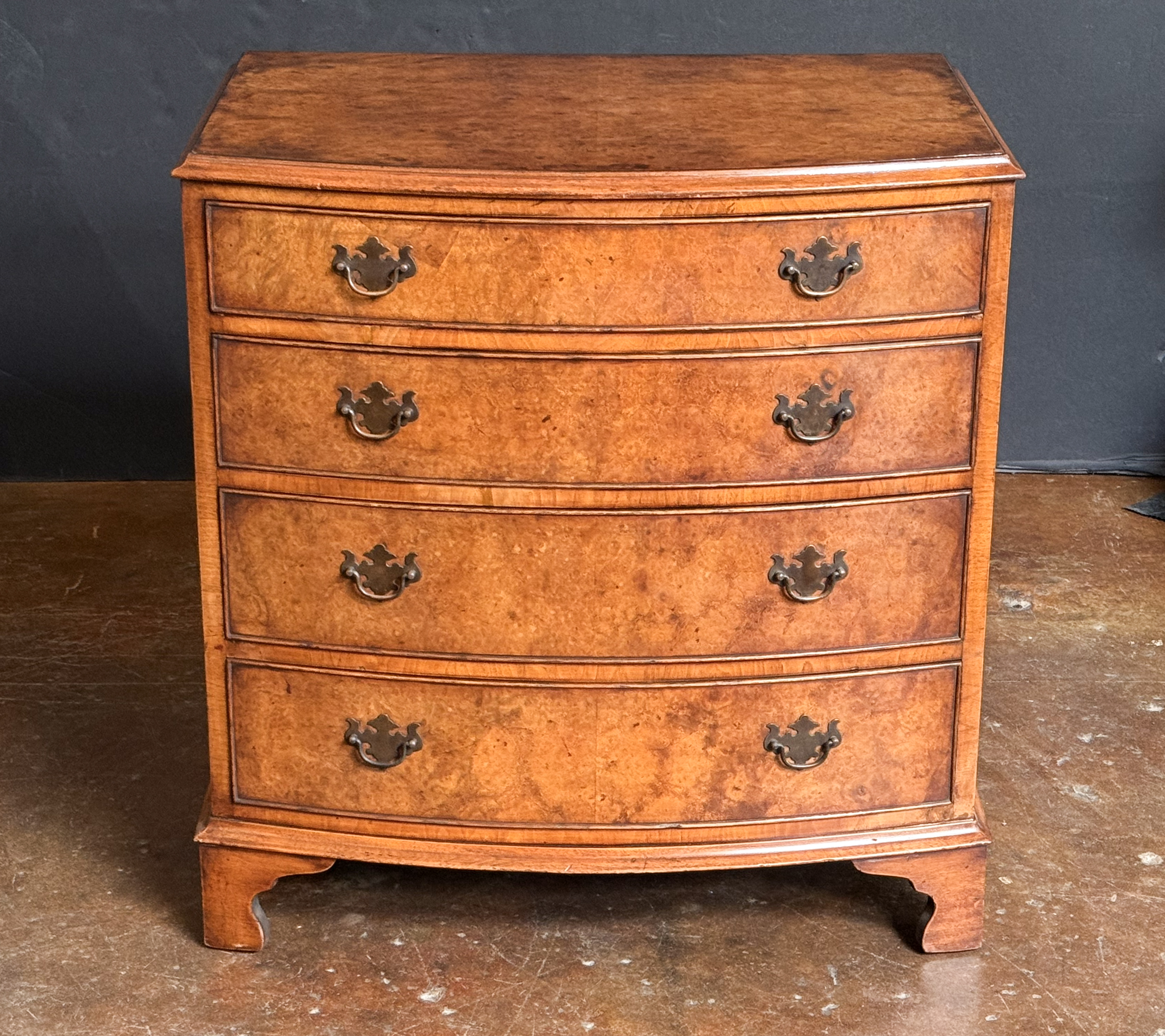 gg240_bow_front_chest_012