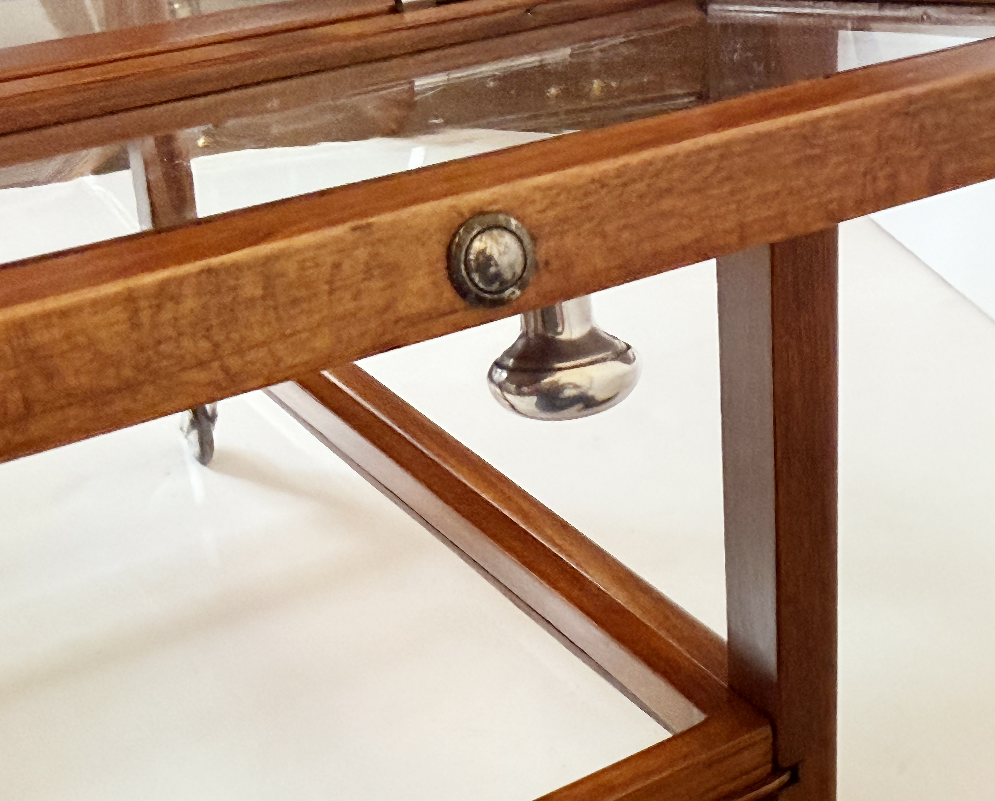 gg251_bar_cart_w_2_removable_trays_13