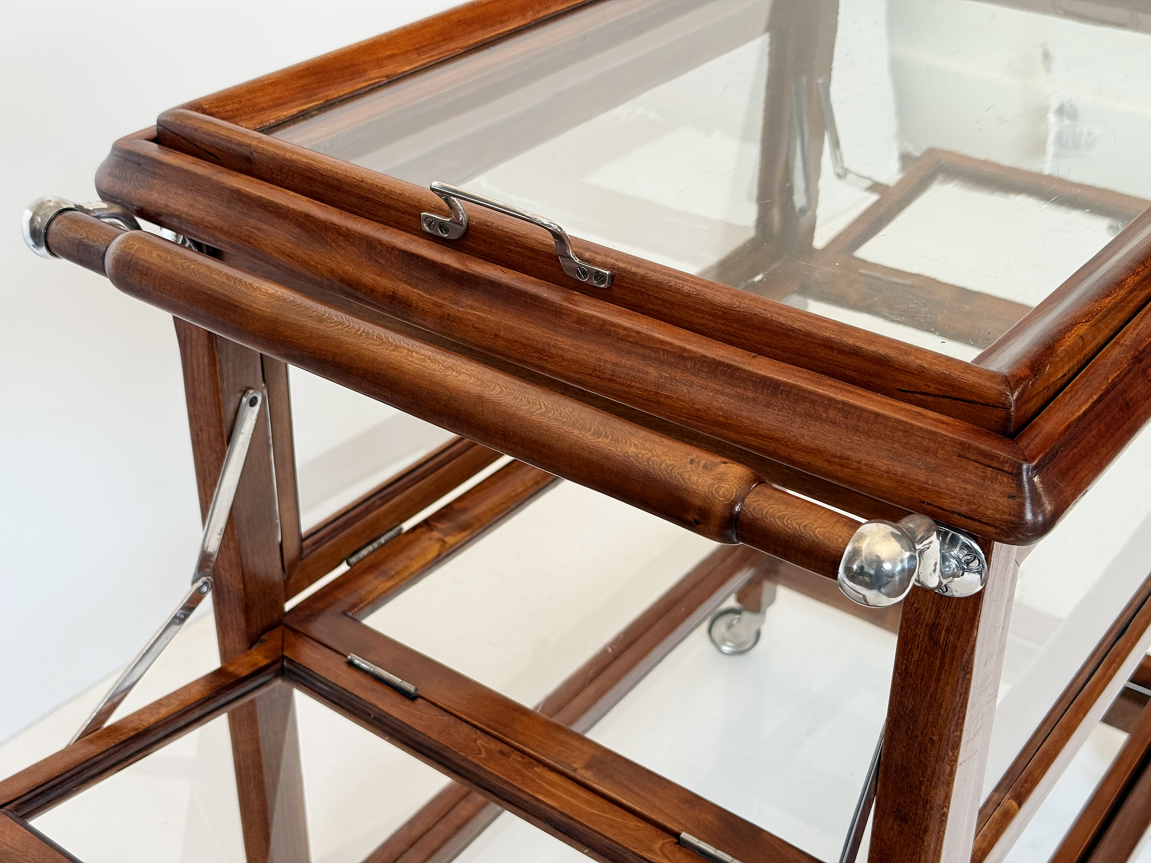 gg251_bar_cart_w_2_removable_trays_17