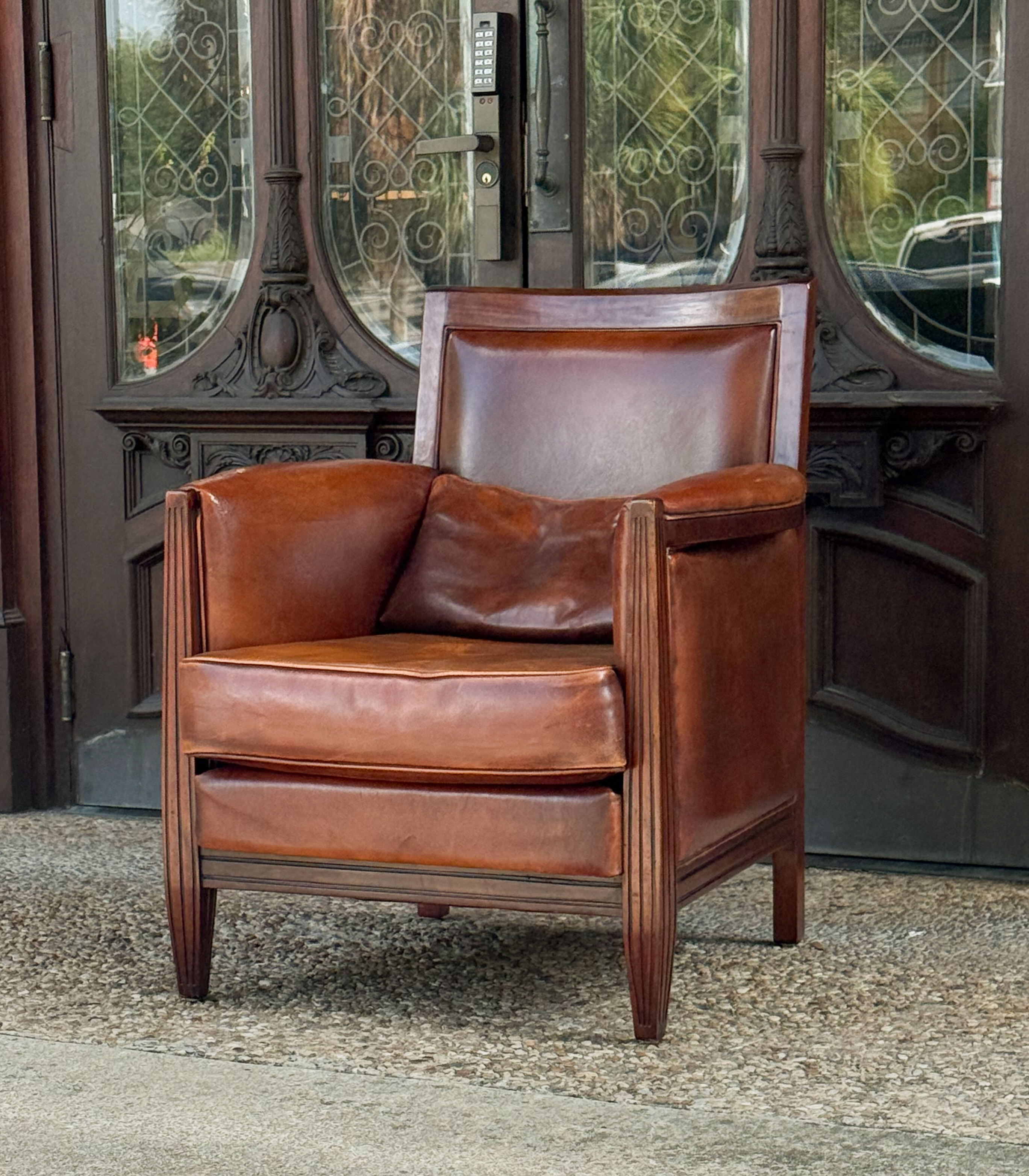 gg254_english_leather_armchair_with_cushion_017