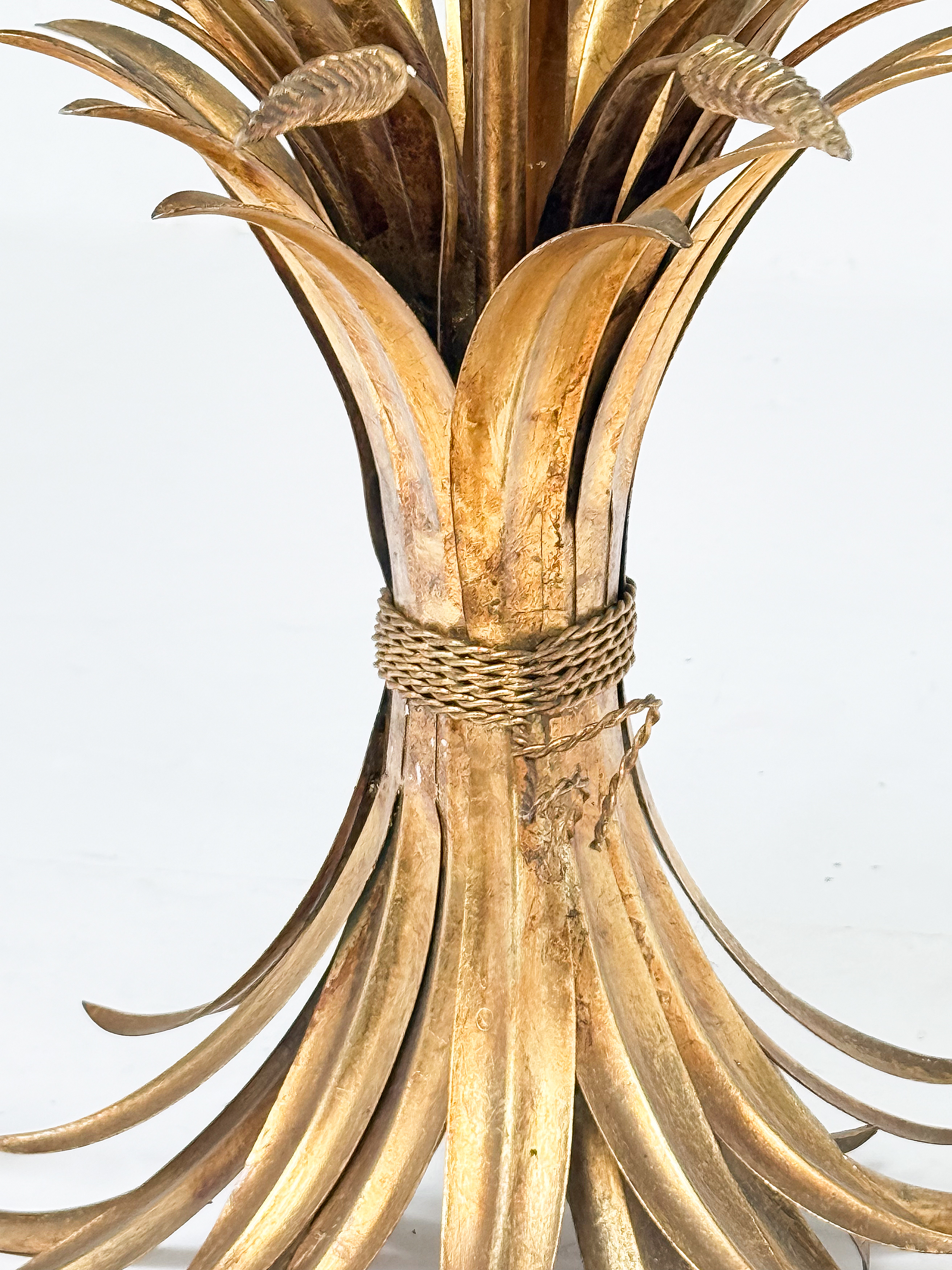 gg529_gilt_metal_wheat_sheaf_table_008