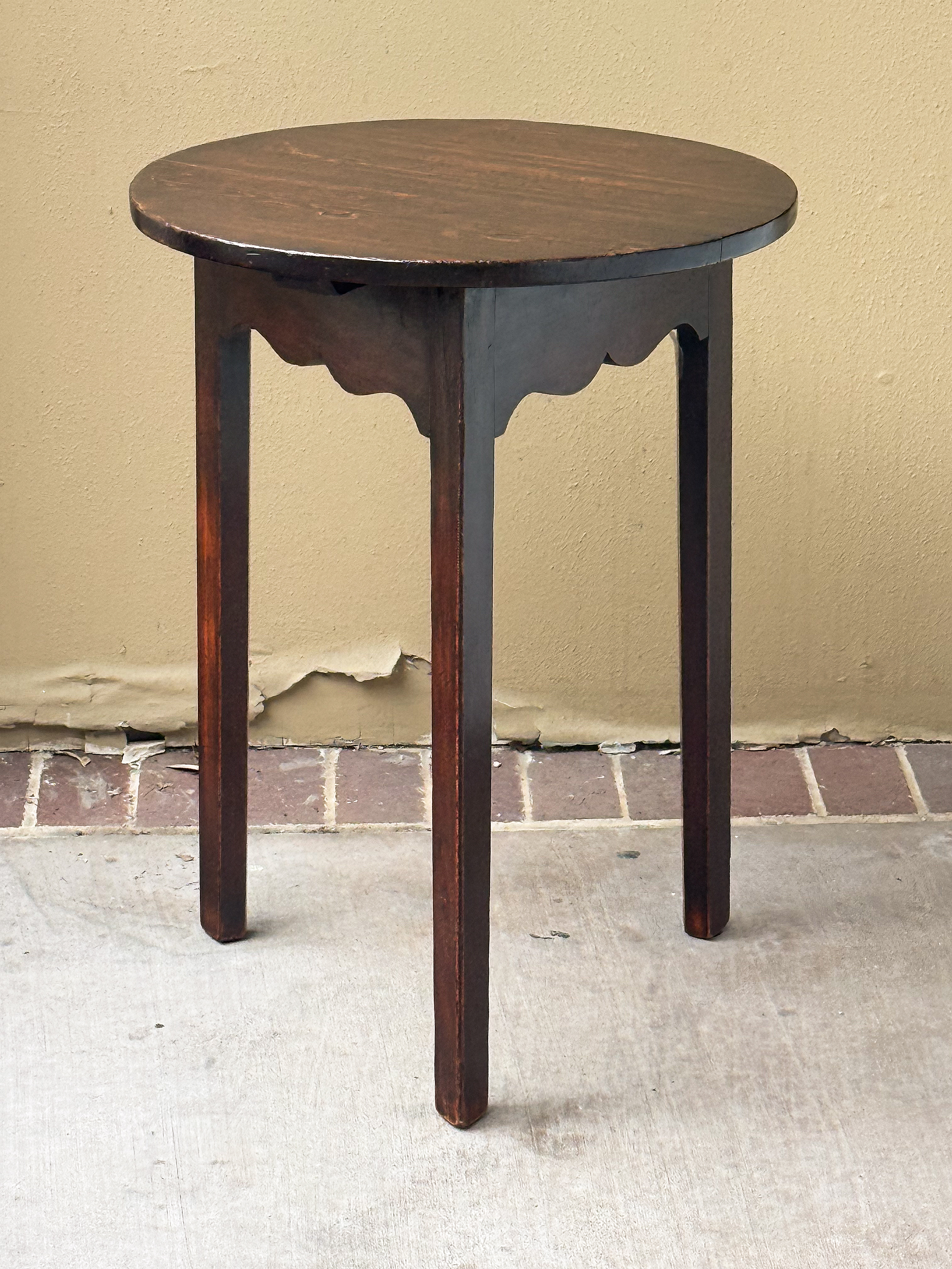 gg560_oak_cricket_table_001