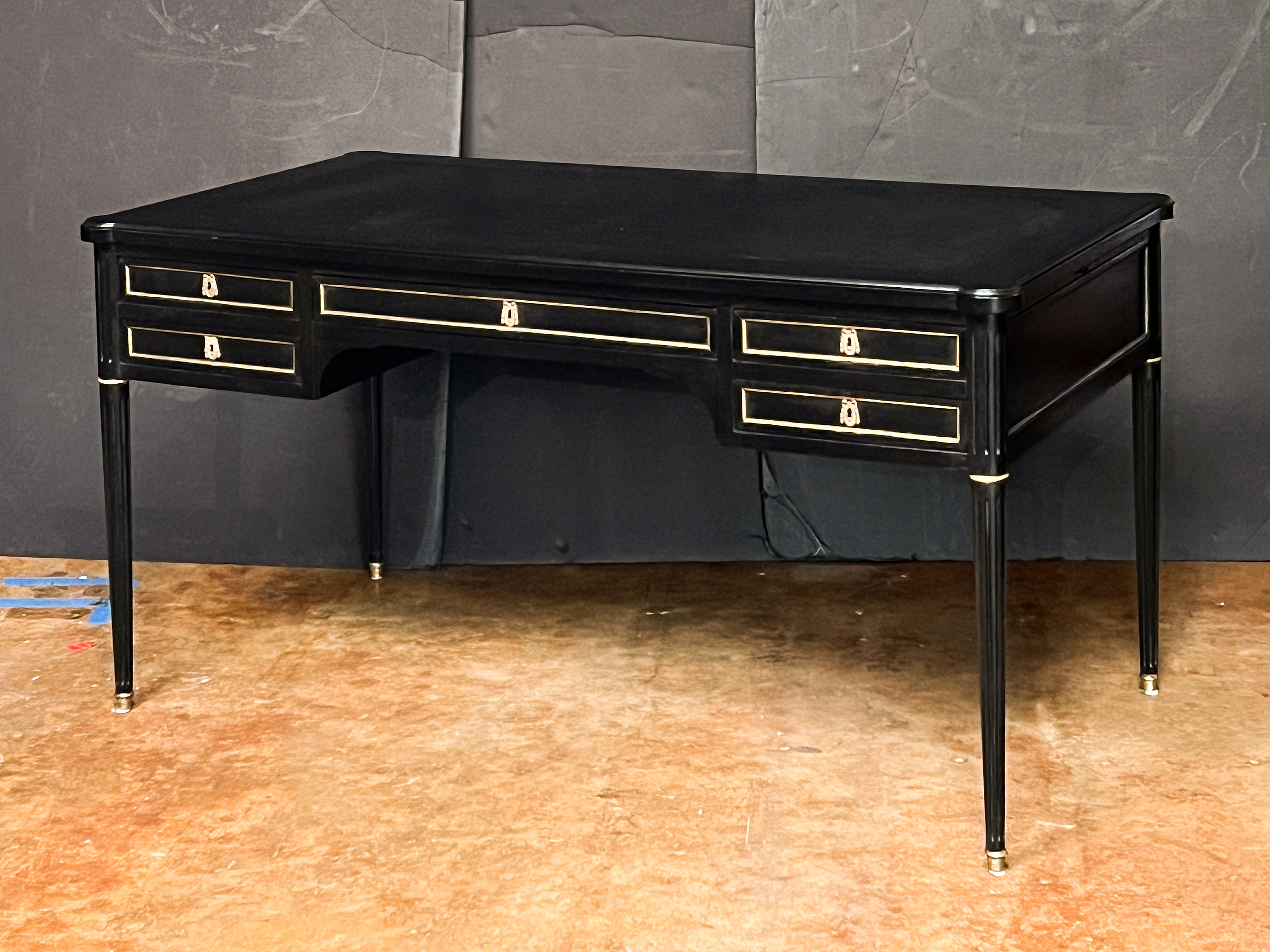 gg565_black_french_writing_table_007