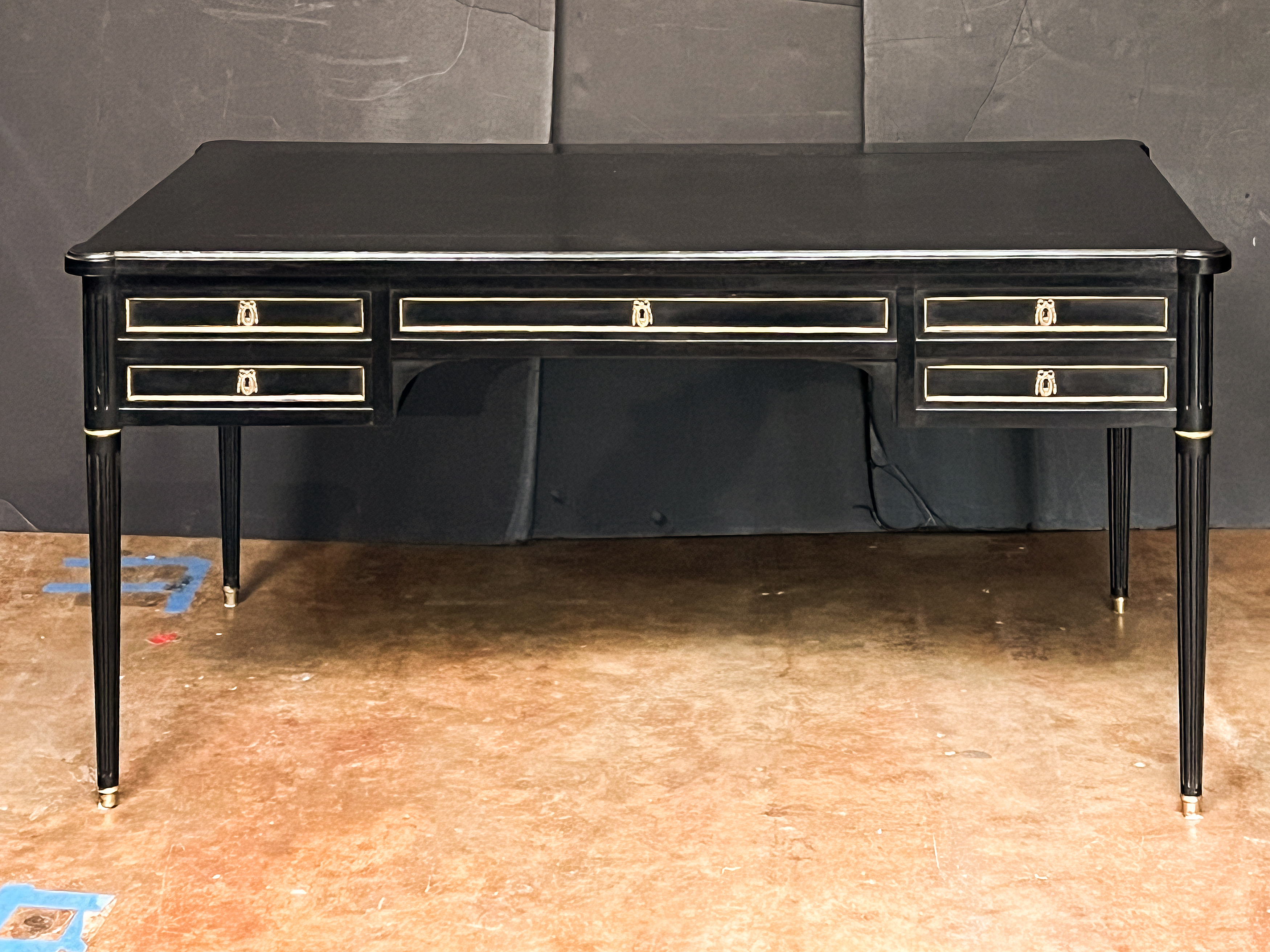 gg565_black_french_writing_table_009