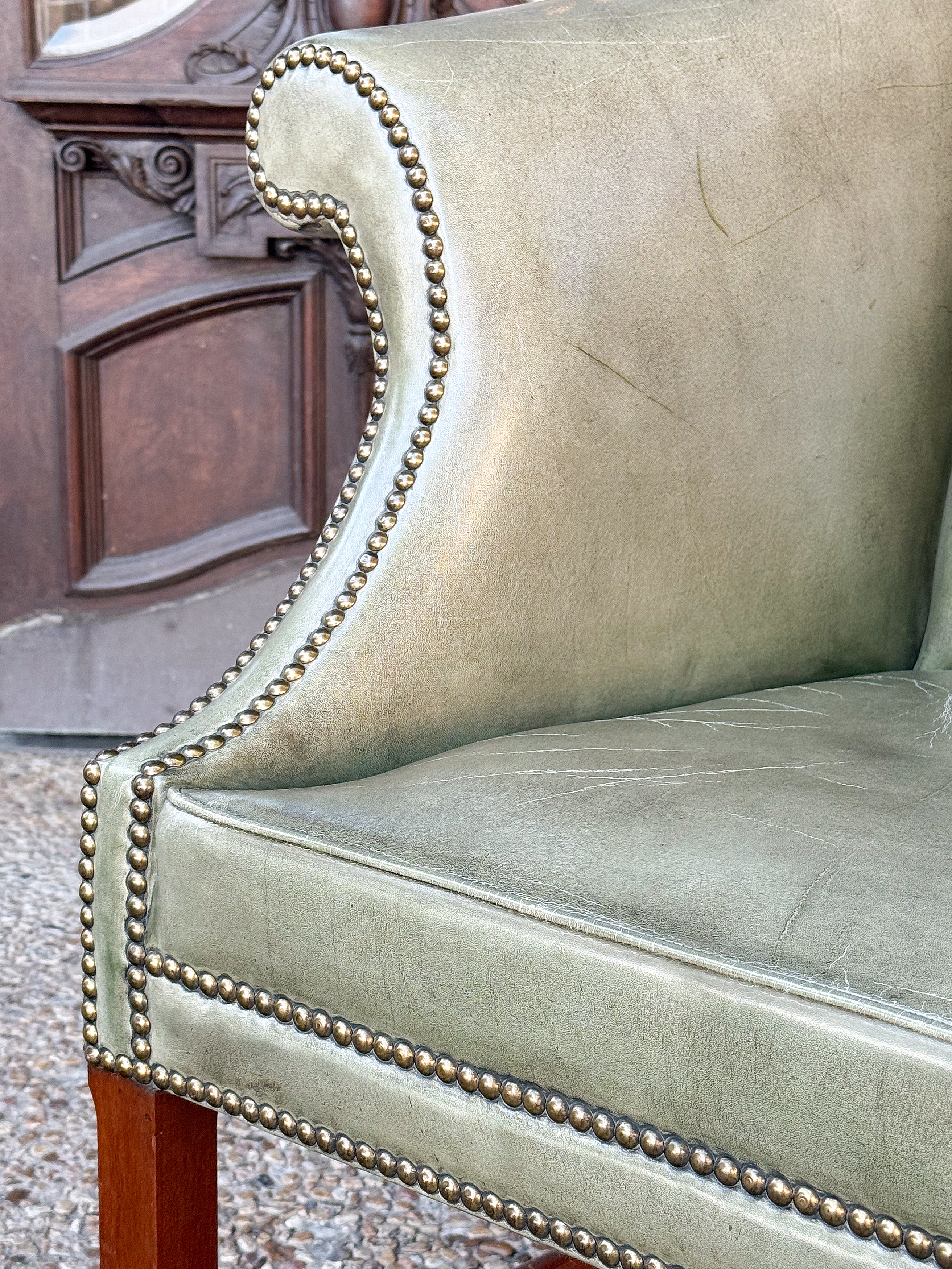 gg575_green_leather_armchair_008