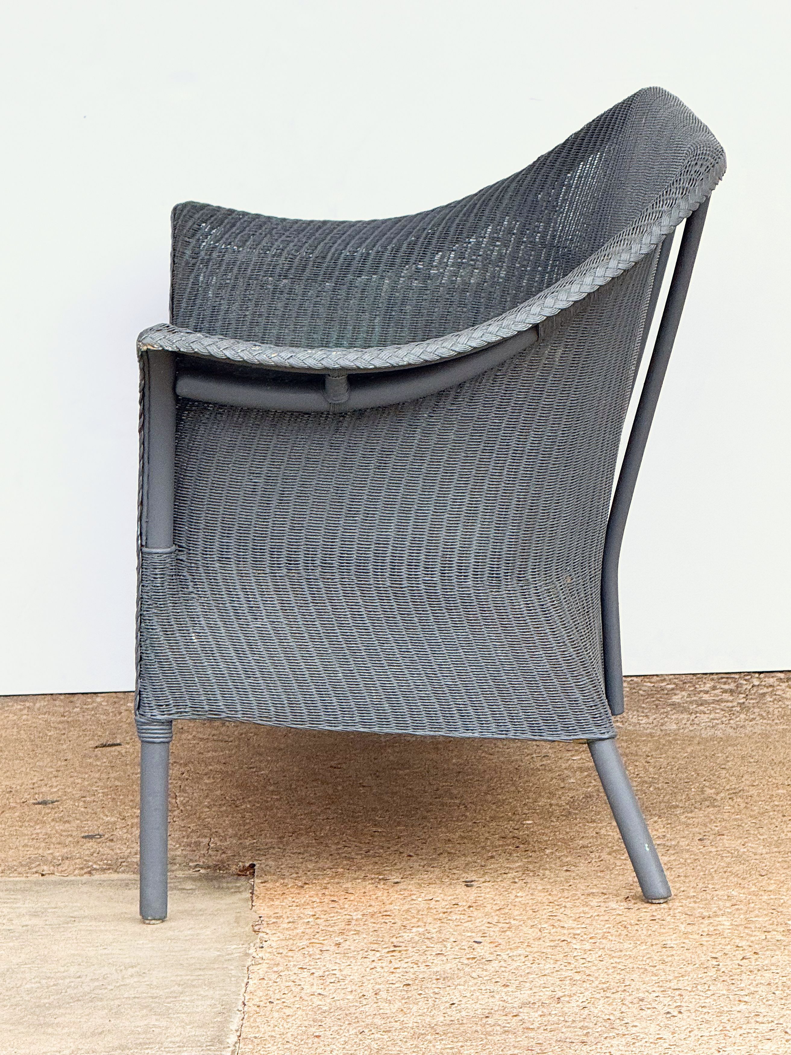 gg594_lloyd_loom_settee_5