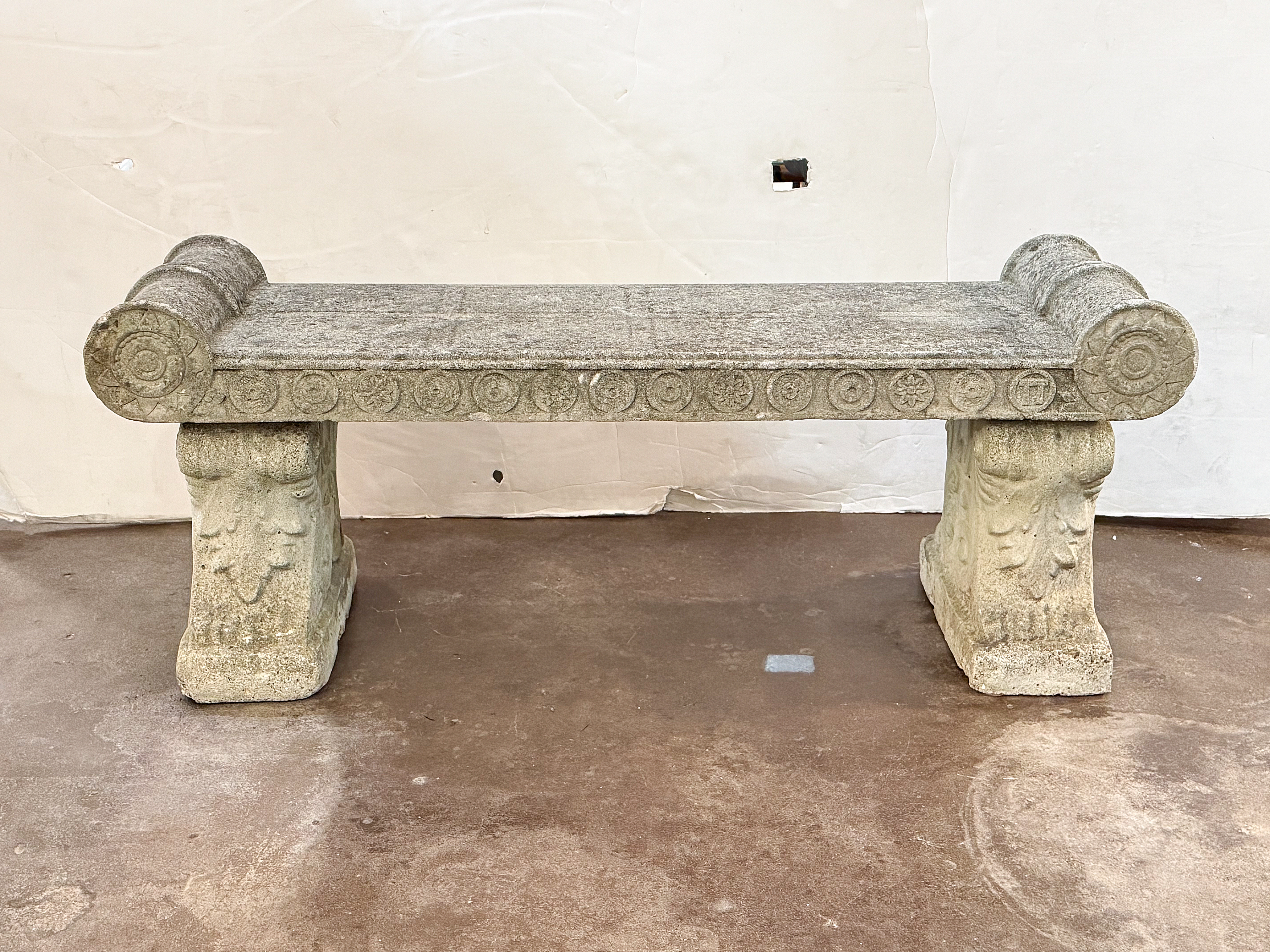gg661_large_english_stone_bench_016