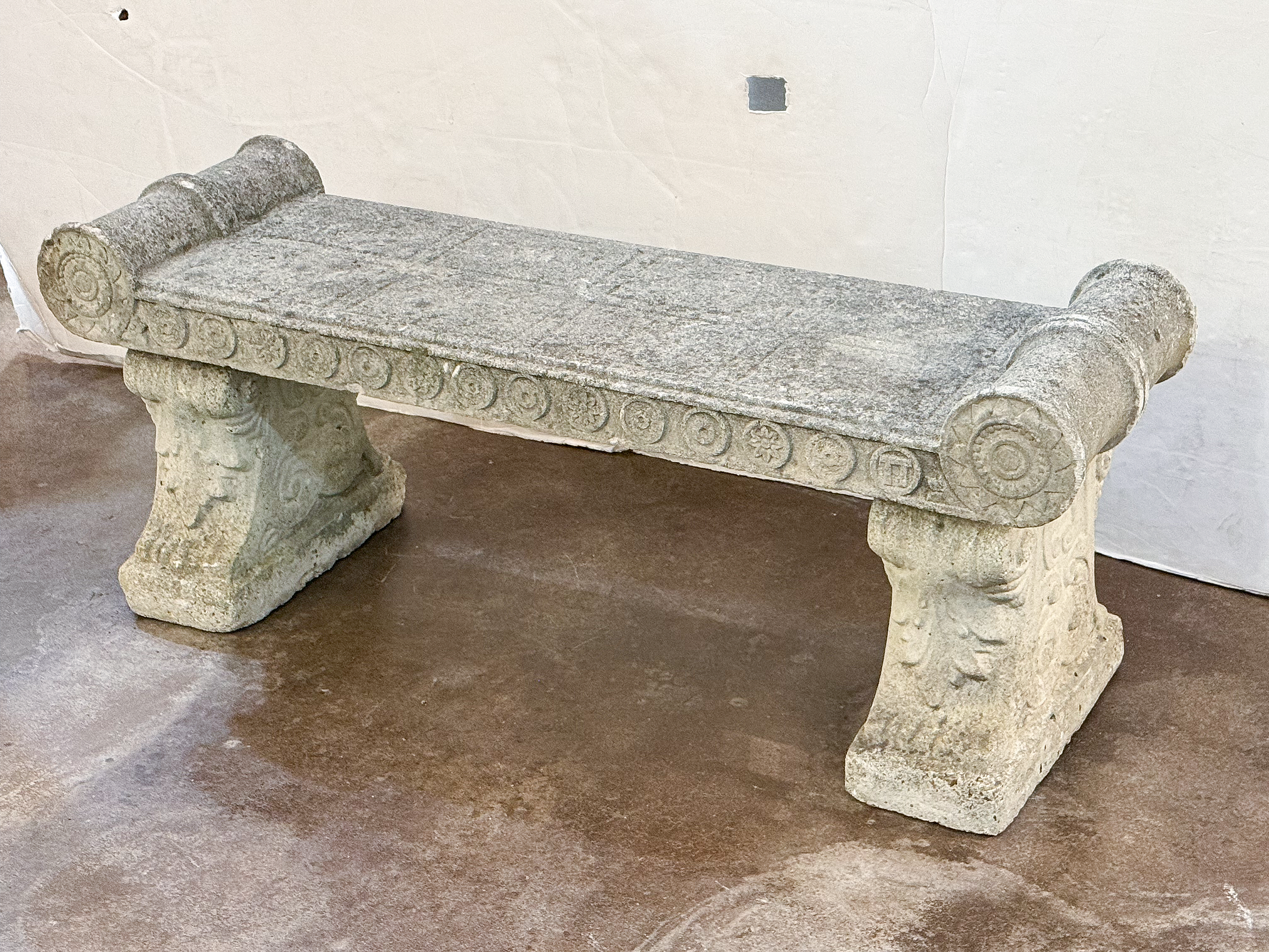 gg661_large_english_stone_bench_017