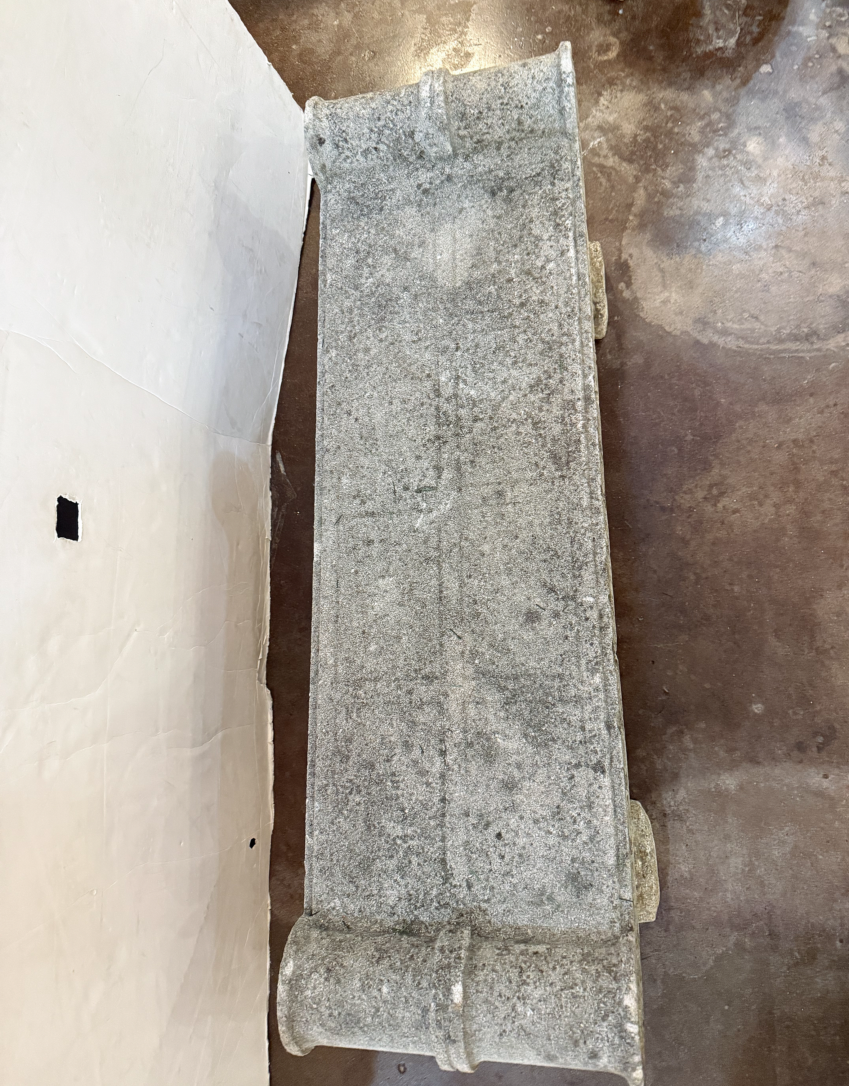 gg661_large_english_stone_bench_018