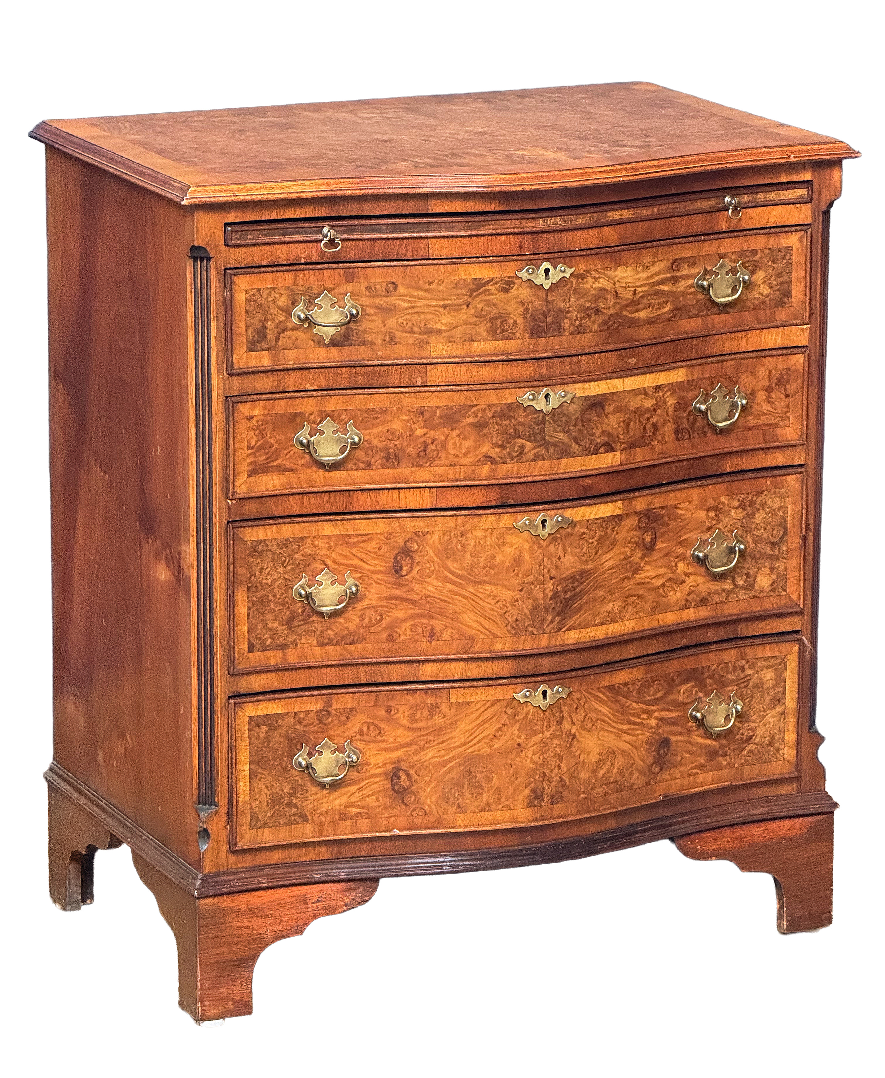 gg678_walnut_bachelor_chest_001_l_e_a_d