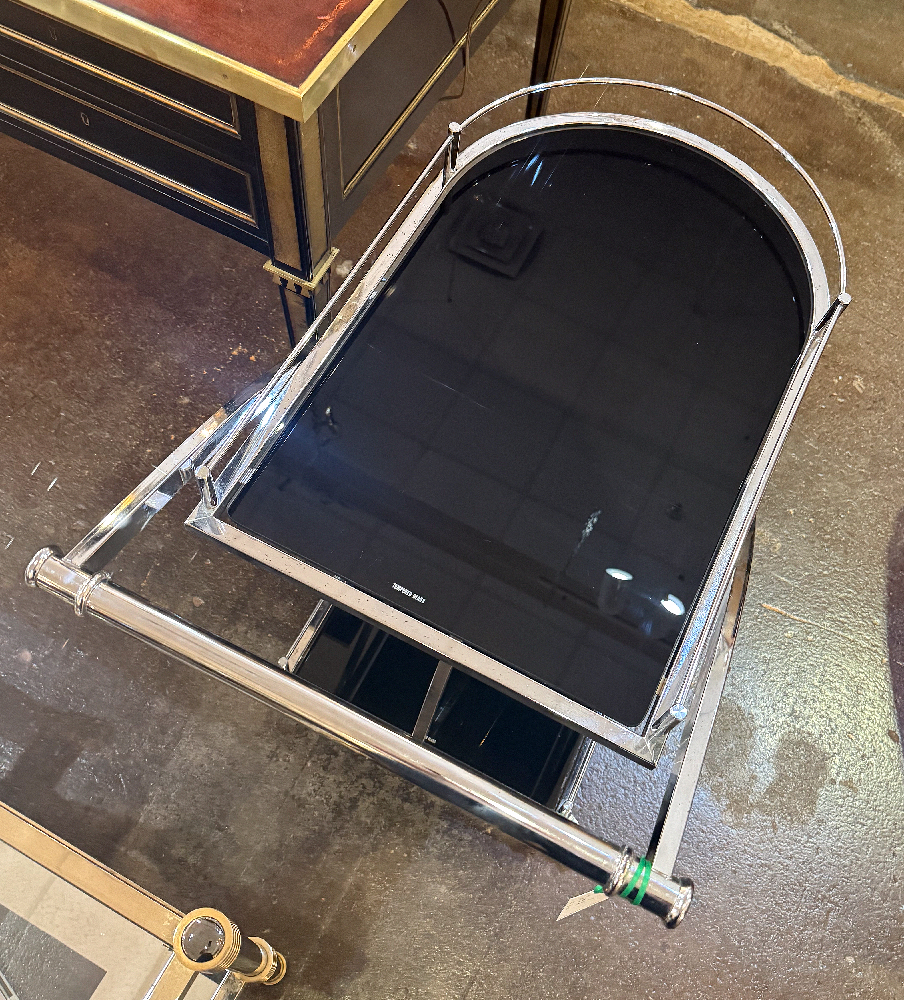 gg680_drinks_trolley_013