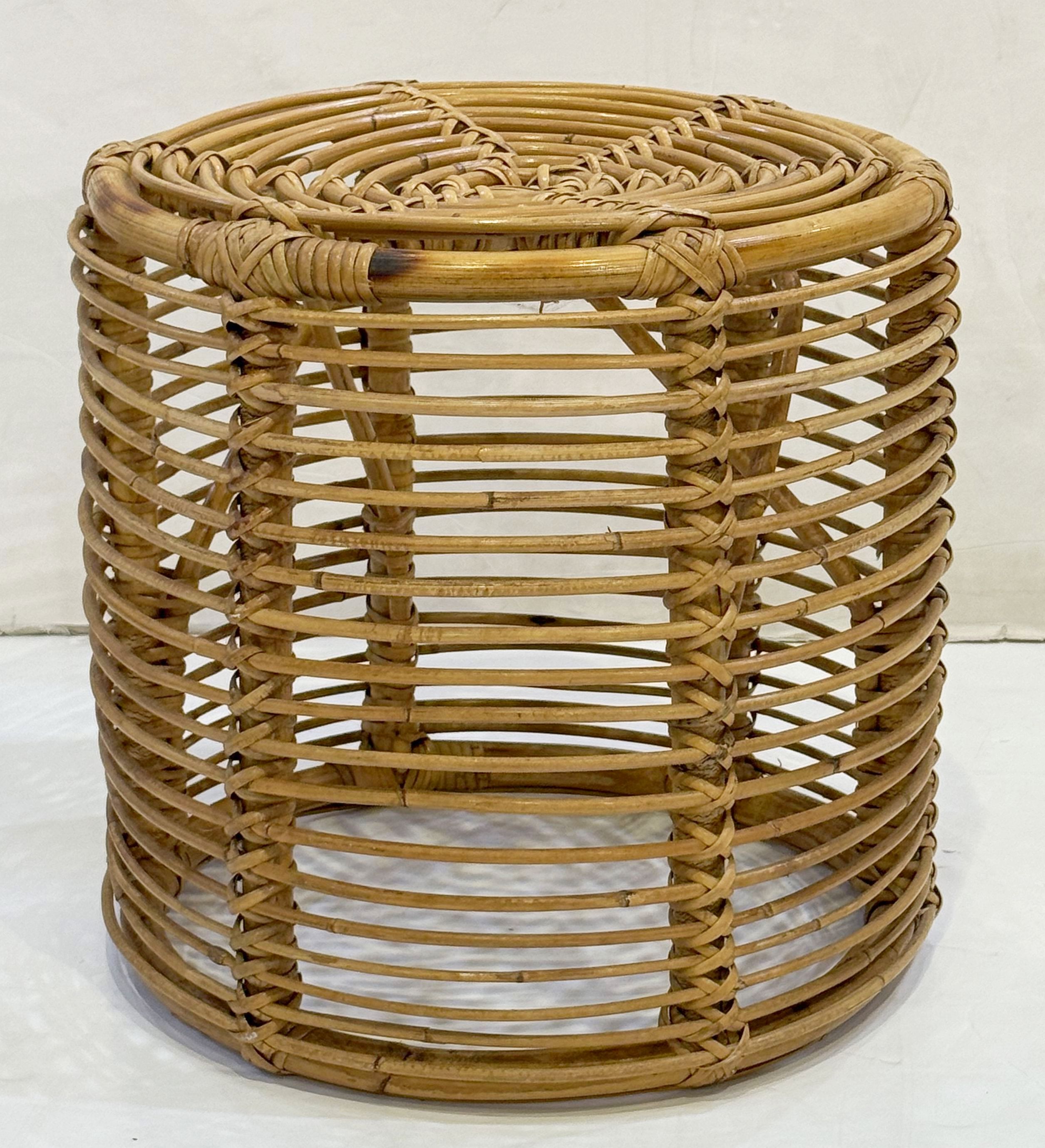 gg691_spanish_rattan_stools_1