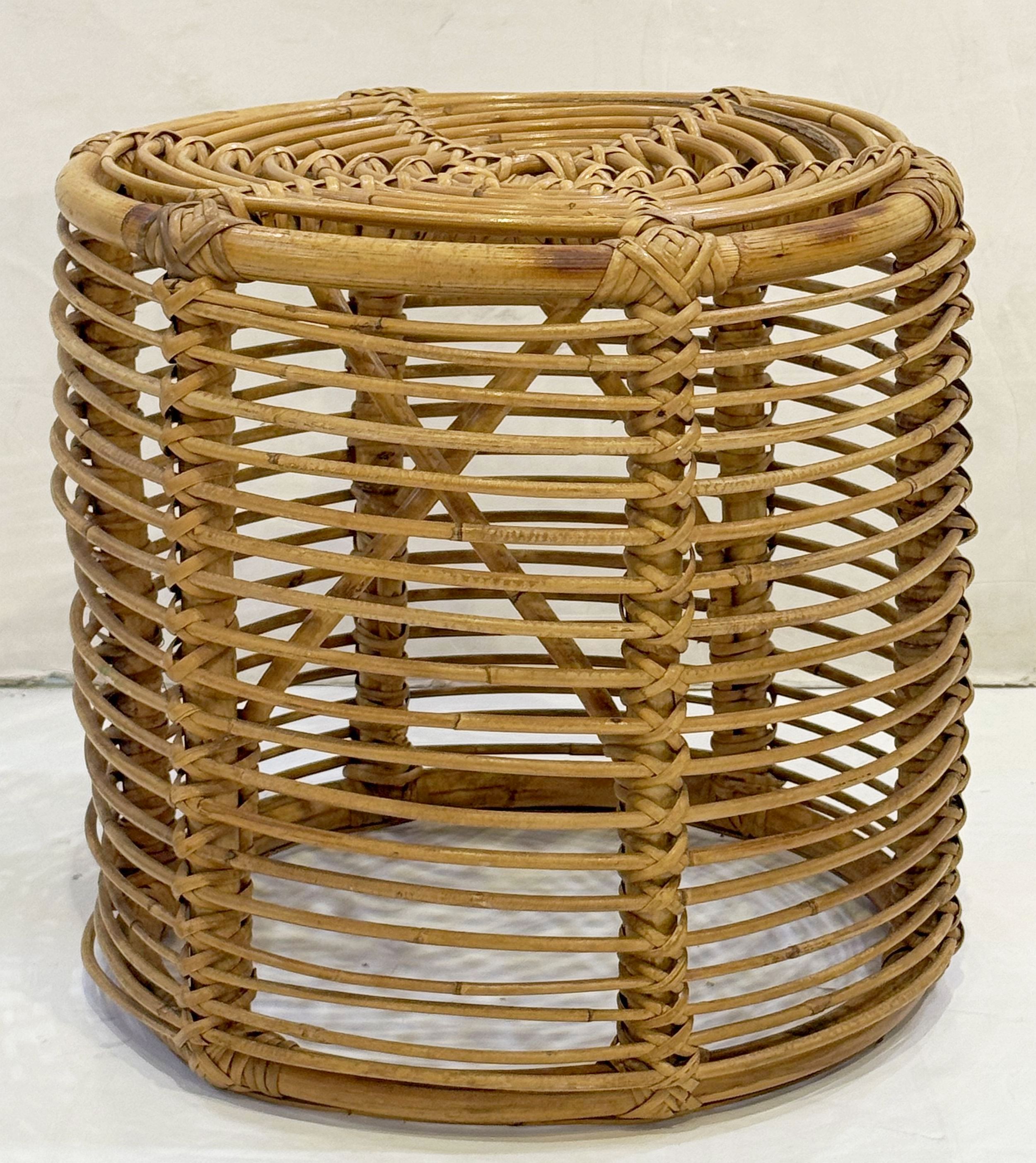 gg691_spanish_rattan_stools_2