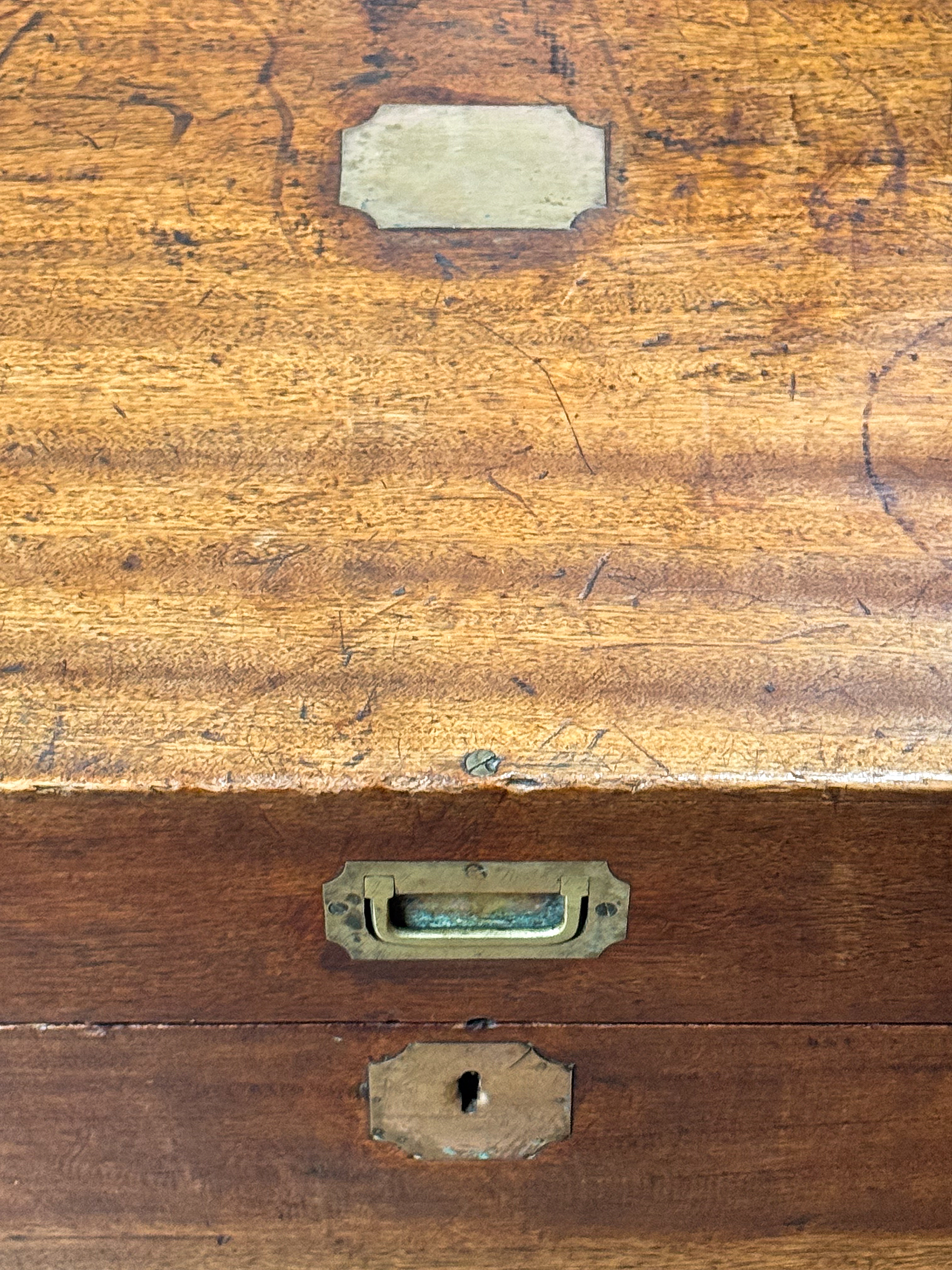 gg707_19th_c__military_chest_009