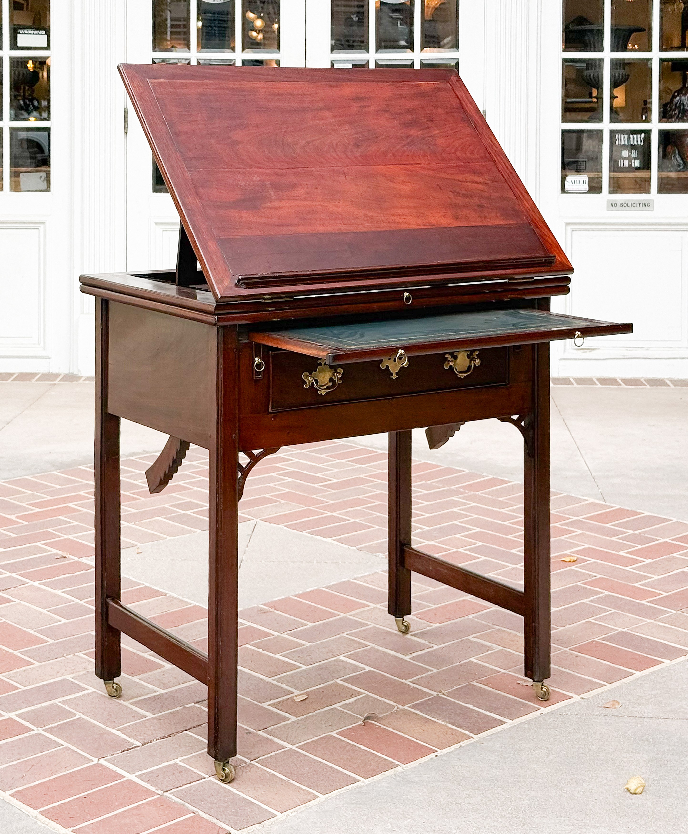 gg712_standing_architects_desk_003