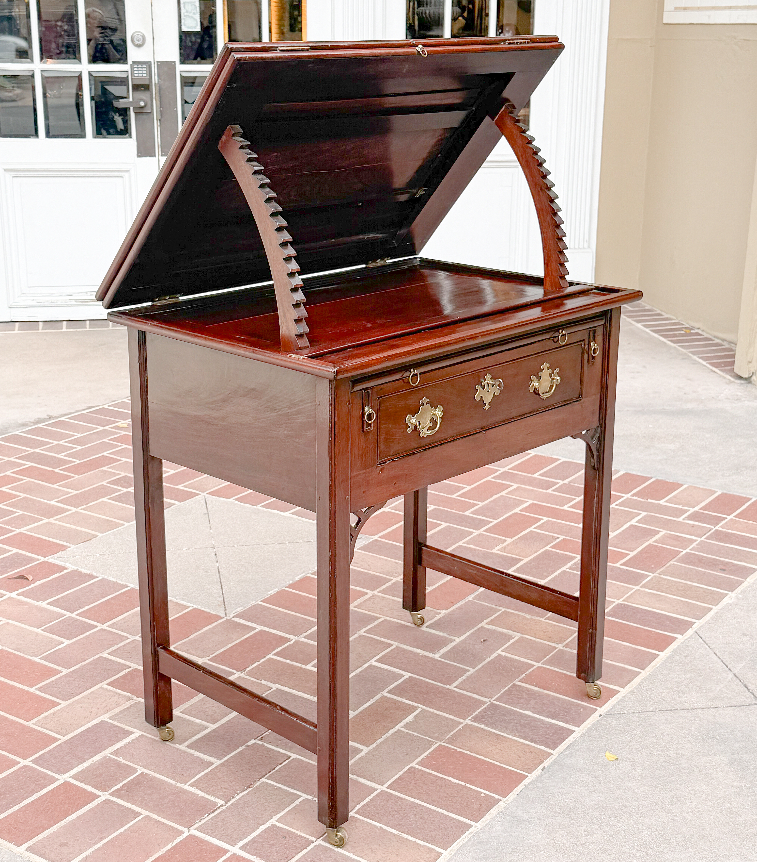 gg712_standing_architects_desk_008