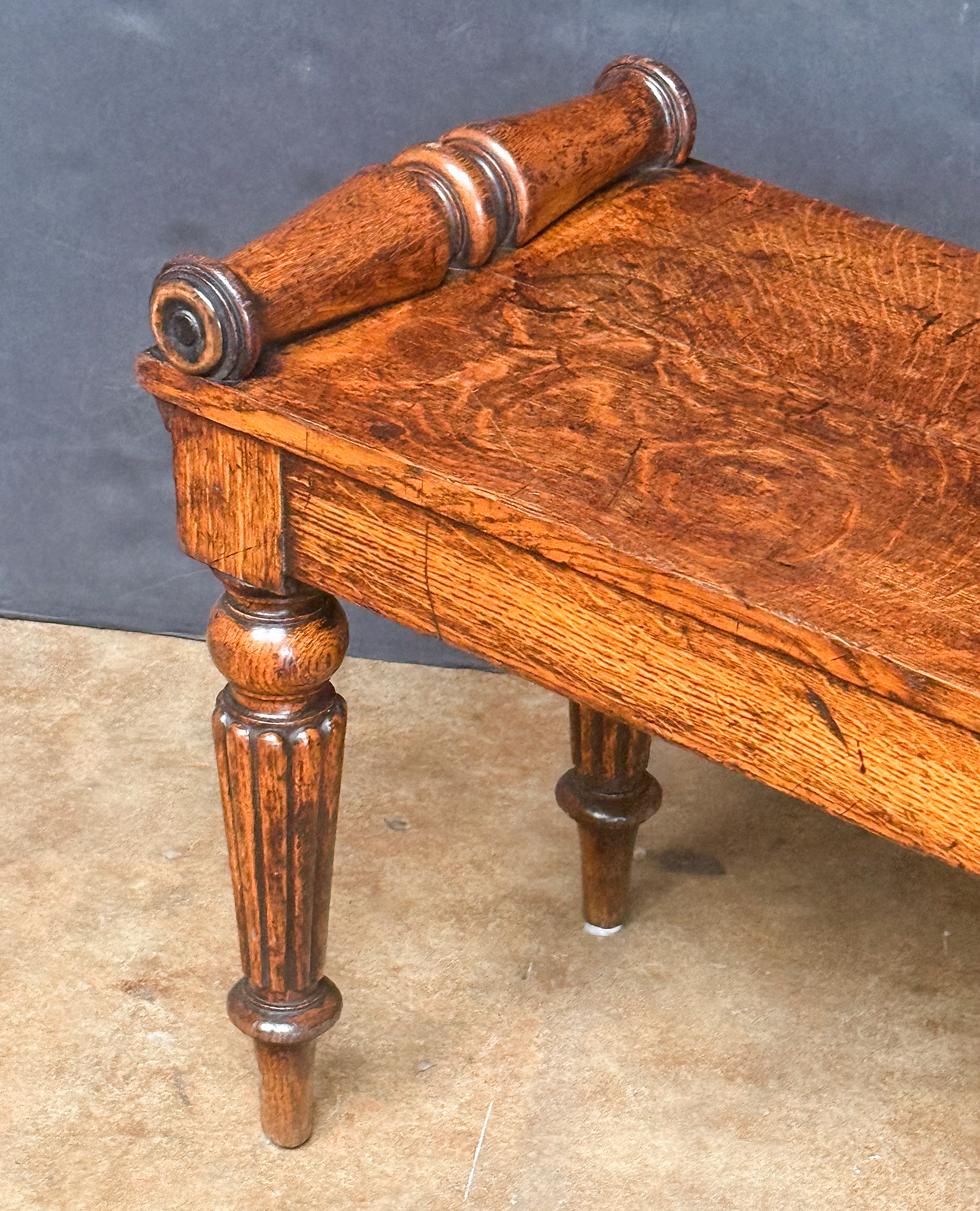 gg717_english_hall_bench_003