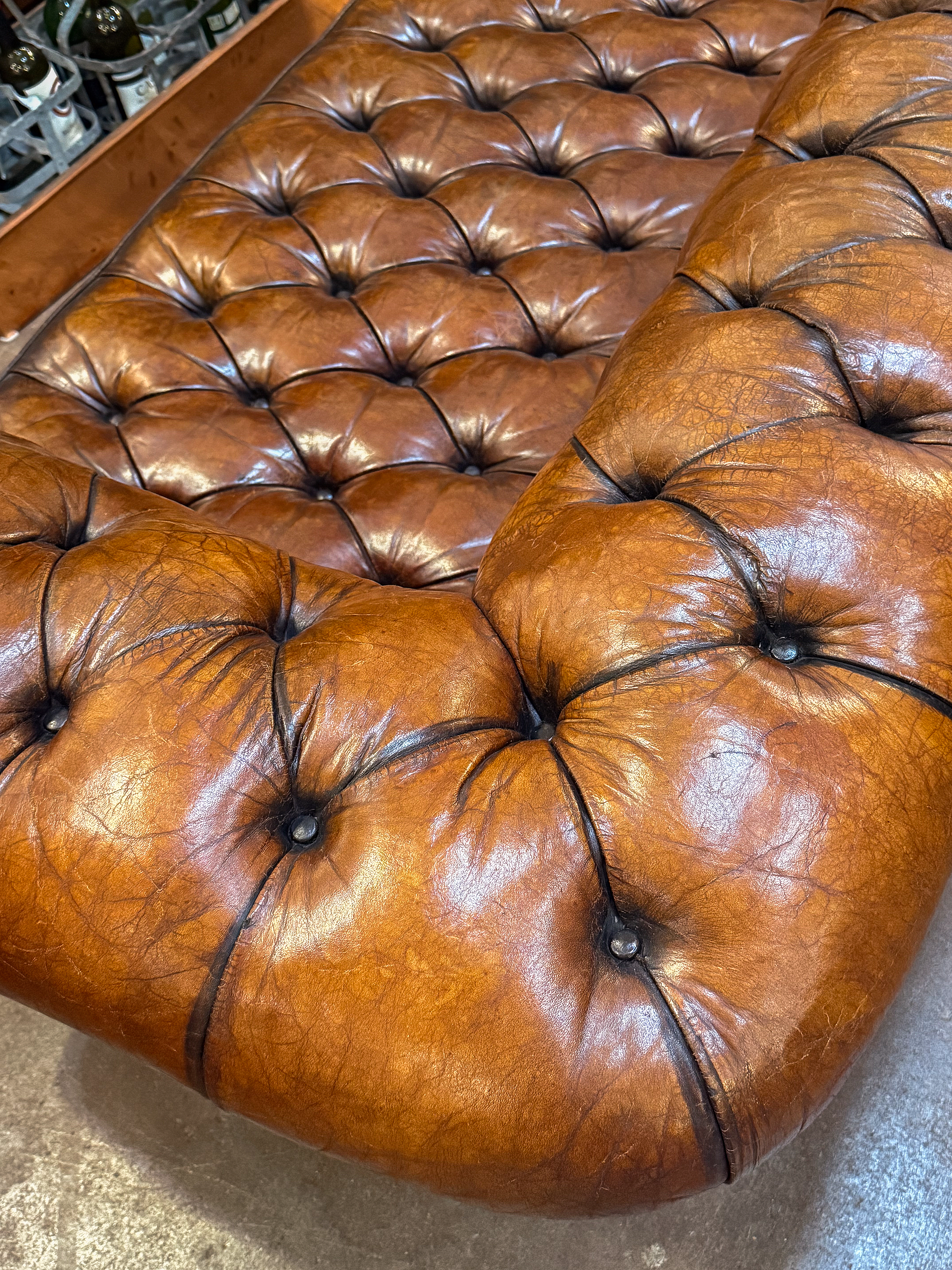 gg722_english_chesterfield_sofa_012