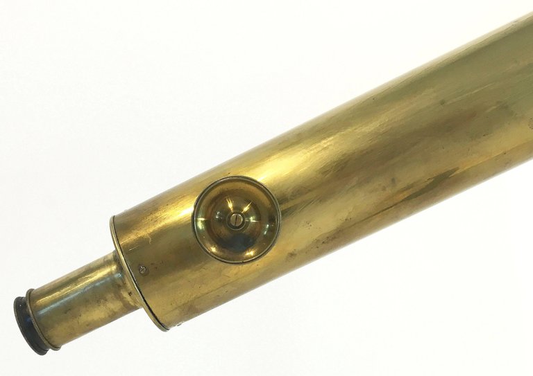 q0056_footed_brass_telescope_15__master