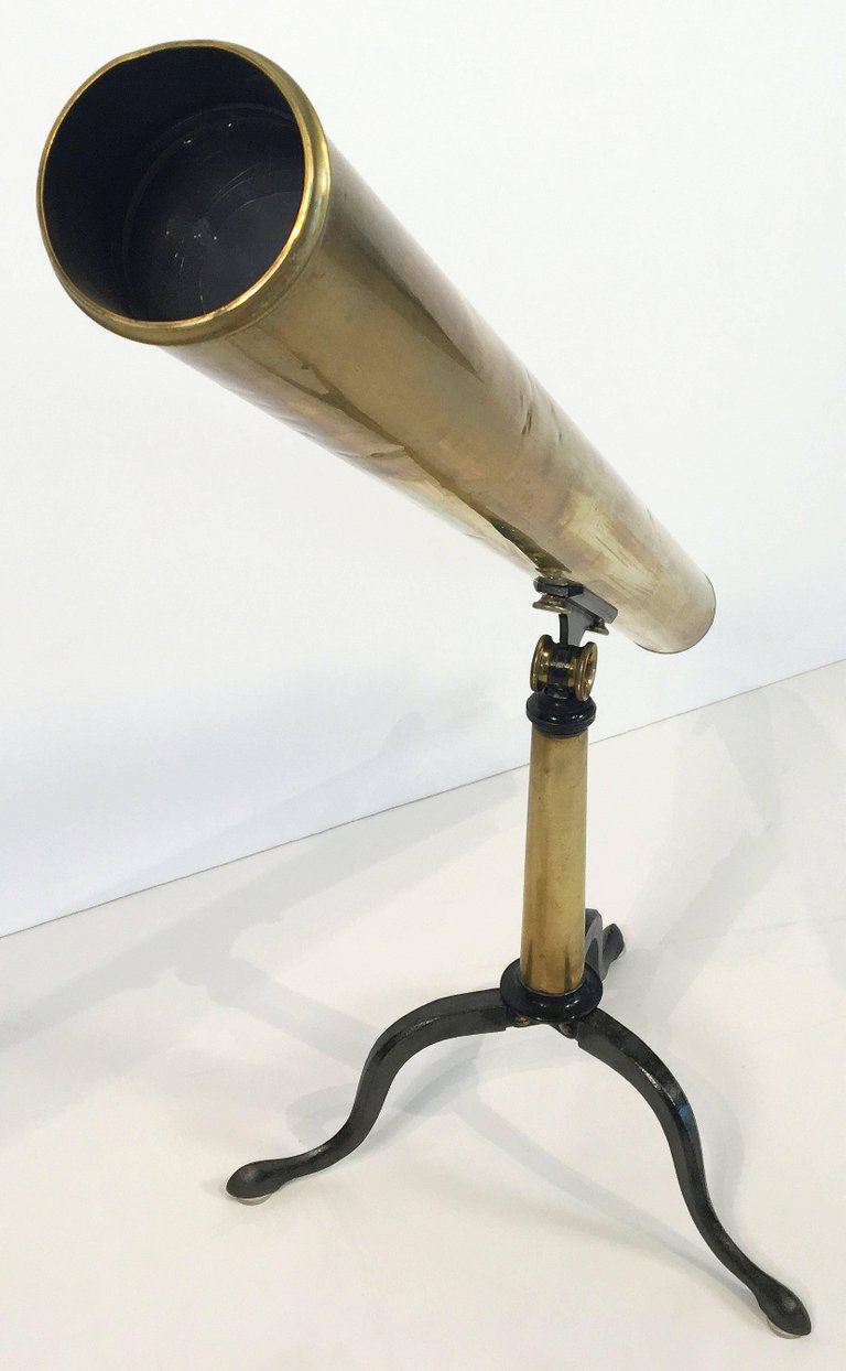 q0056_footed_brass_telescope_66__master