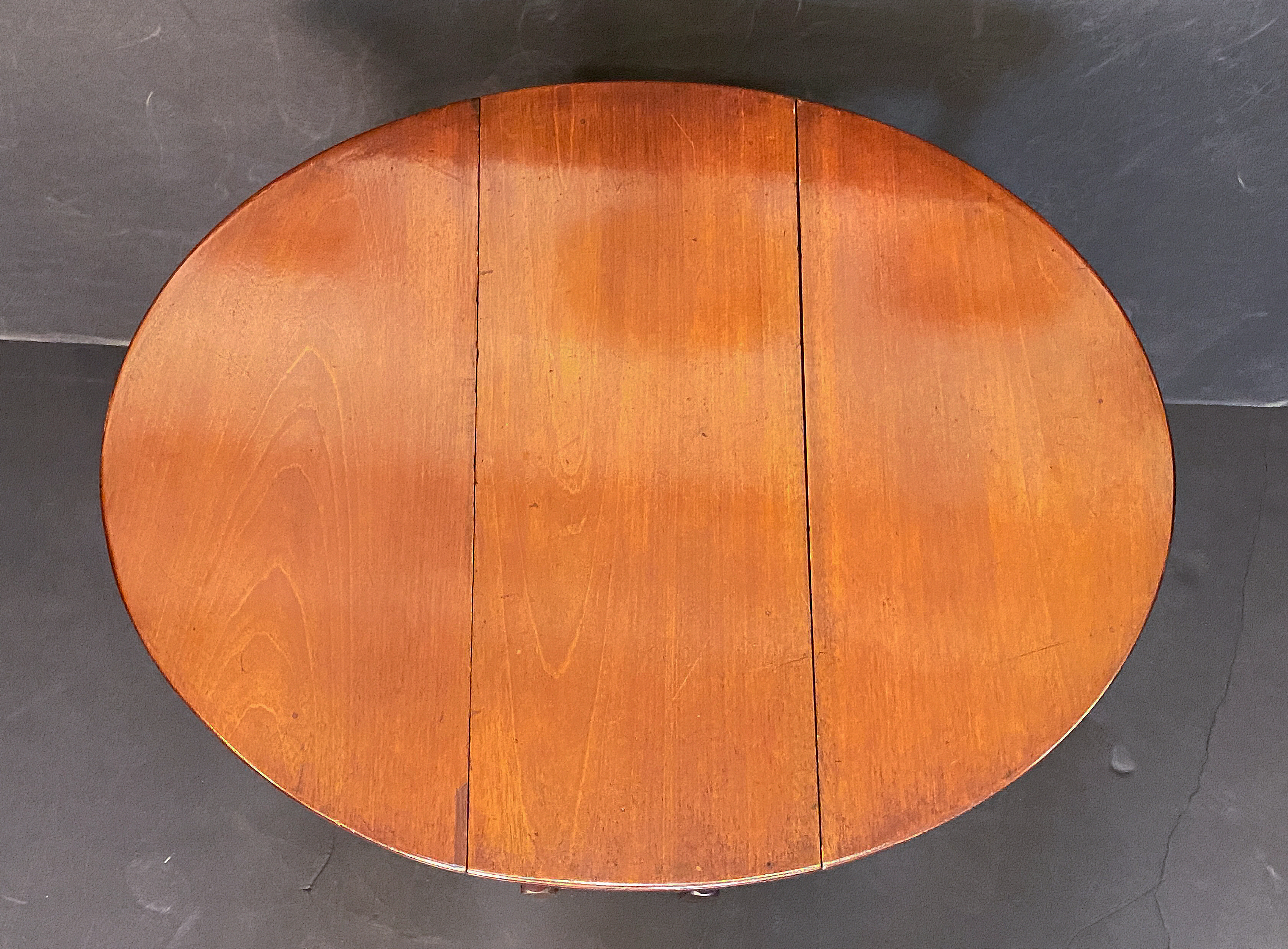 q2313_english_bobbin_table_34