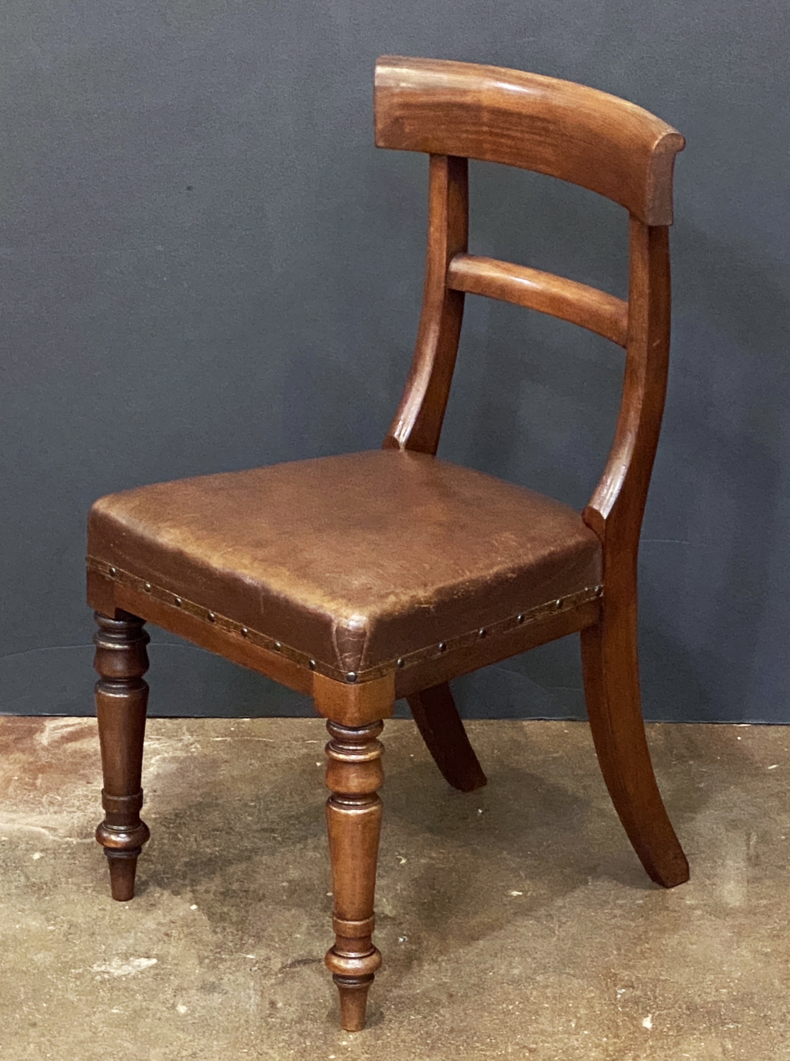 q2414_english_leather_upholstered_chair_of_mahogany_24_copy