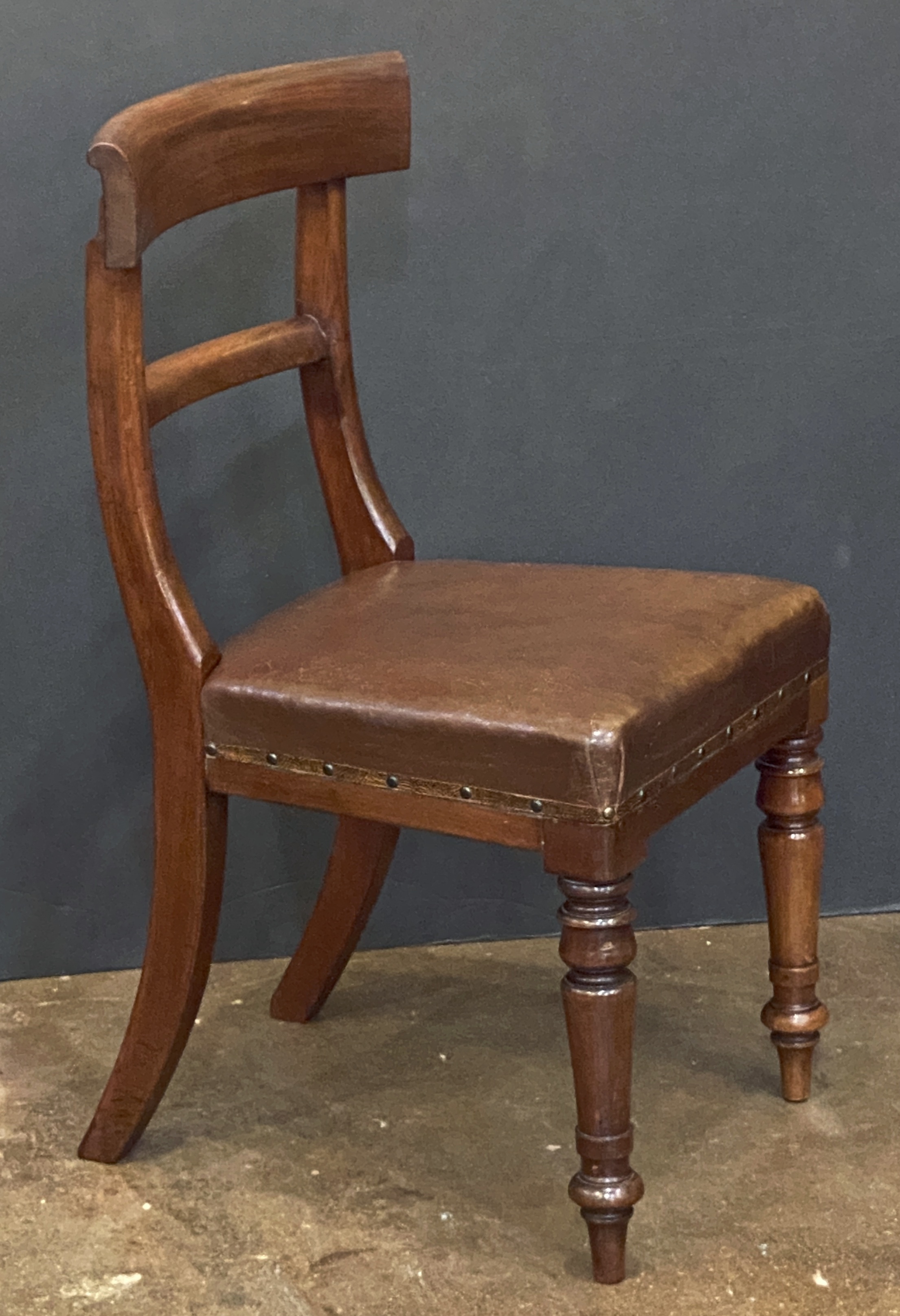 q2414_english_leather_upholstered_chair_of_mahogany_7_copy
