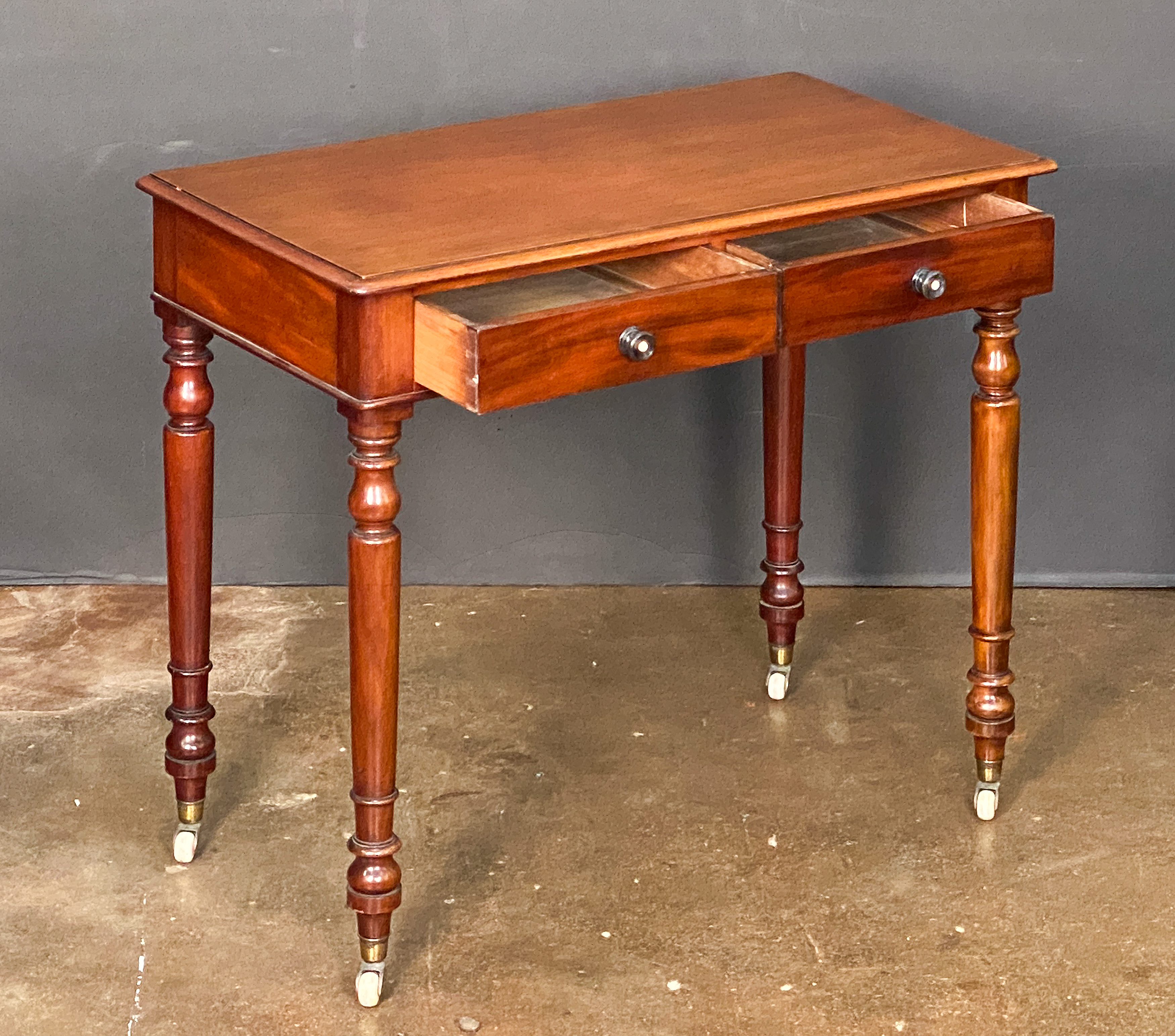 w0109_english_writing_table_7_1982161205