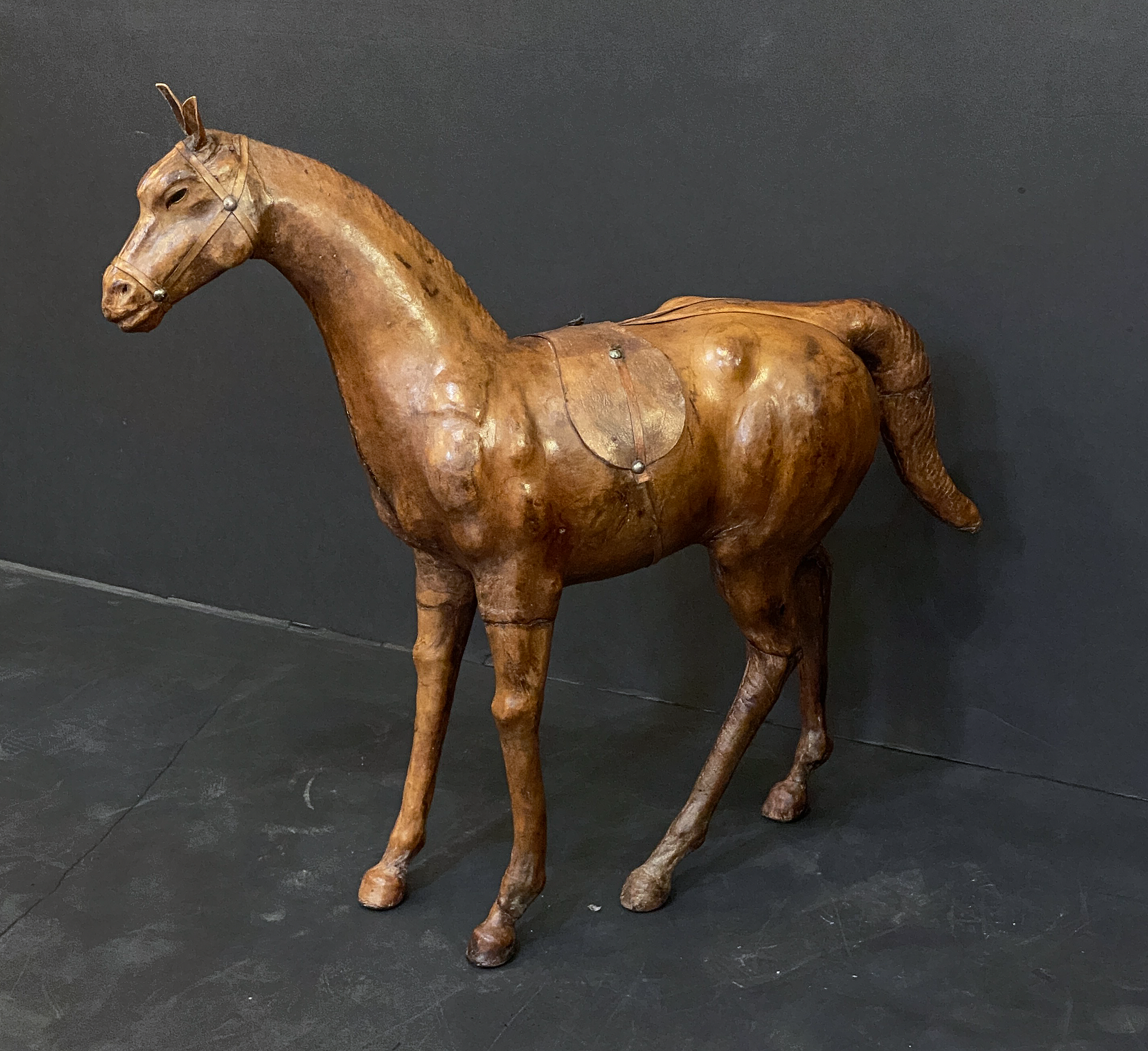 x0117_french_leather_covered_horse_model_8