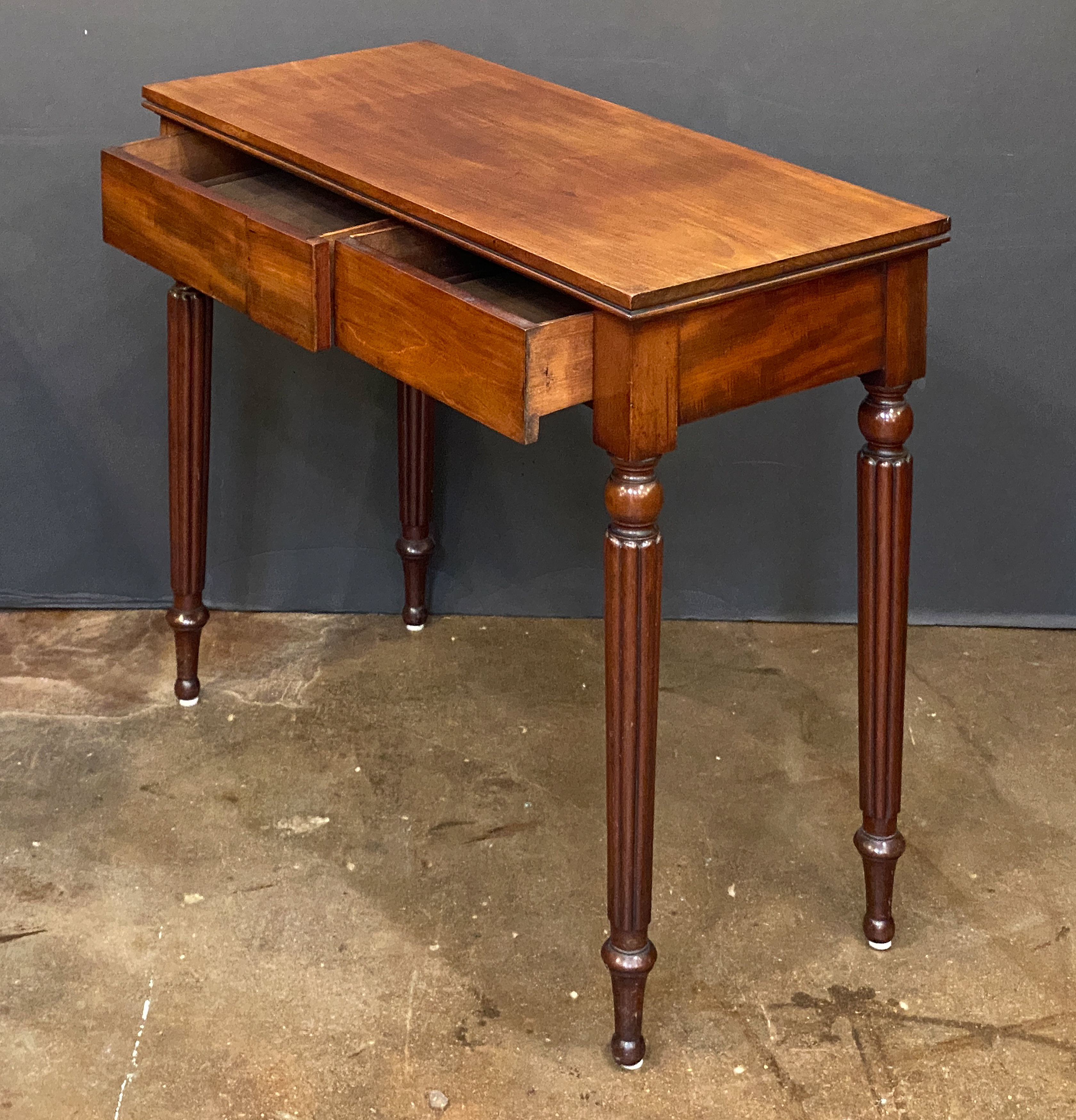 x0333_english_mahogany_2-drawer_serving_table_39