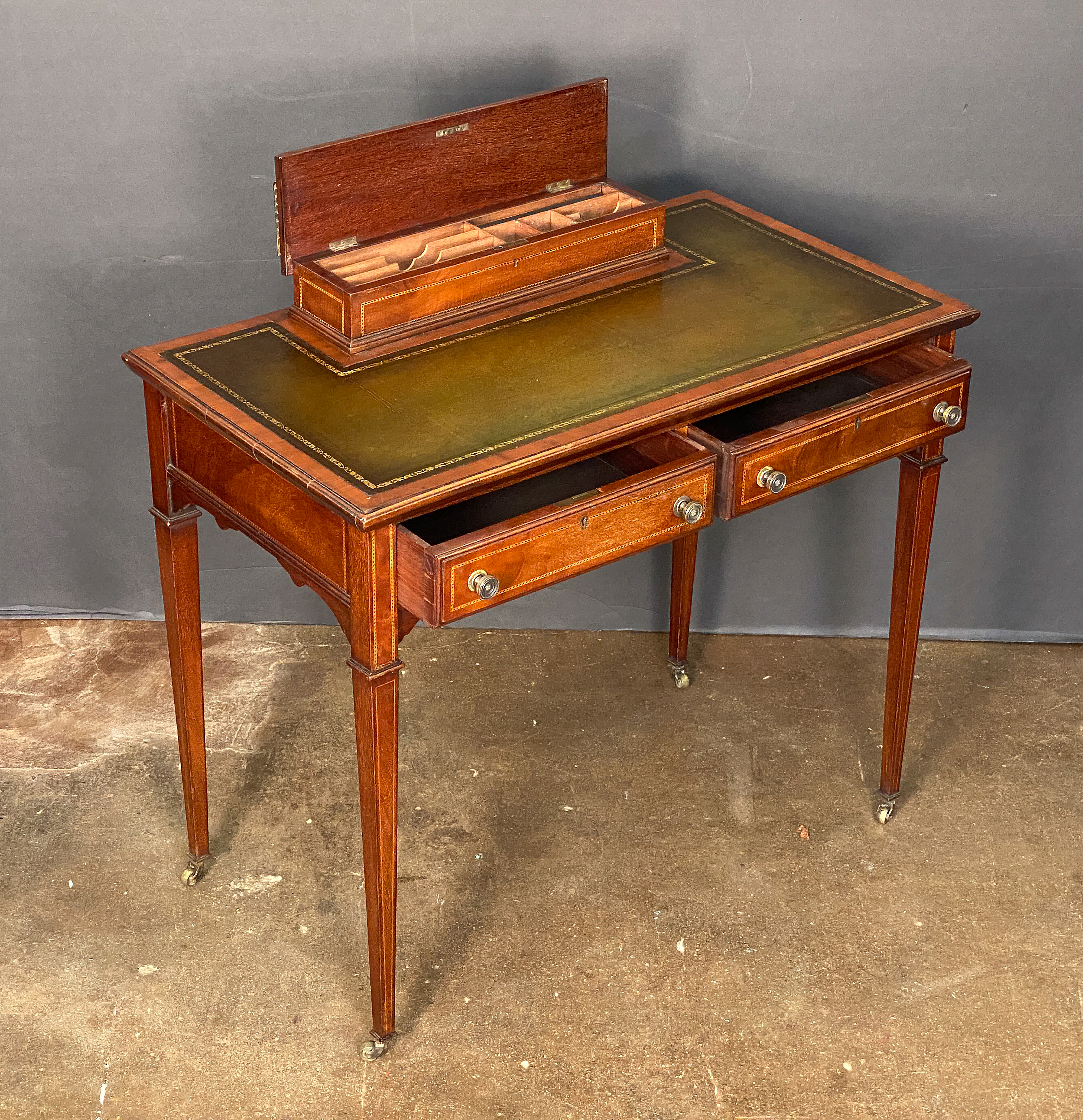 x1184_leather_top_mahogany_desk_10