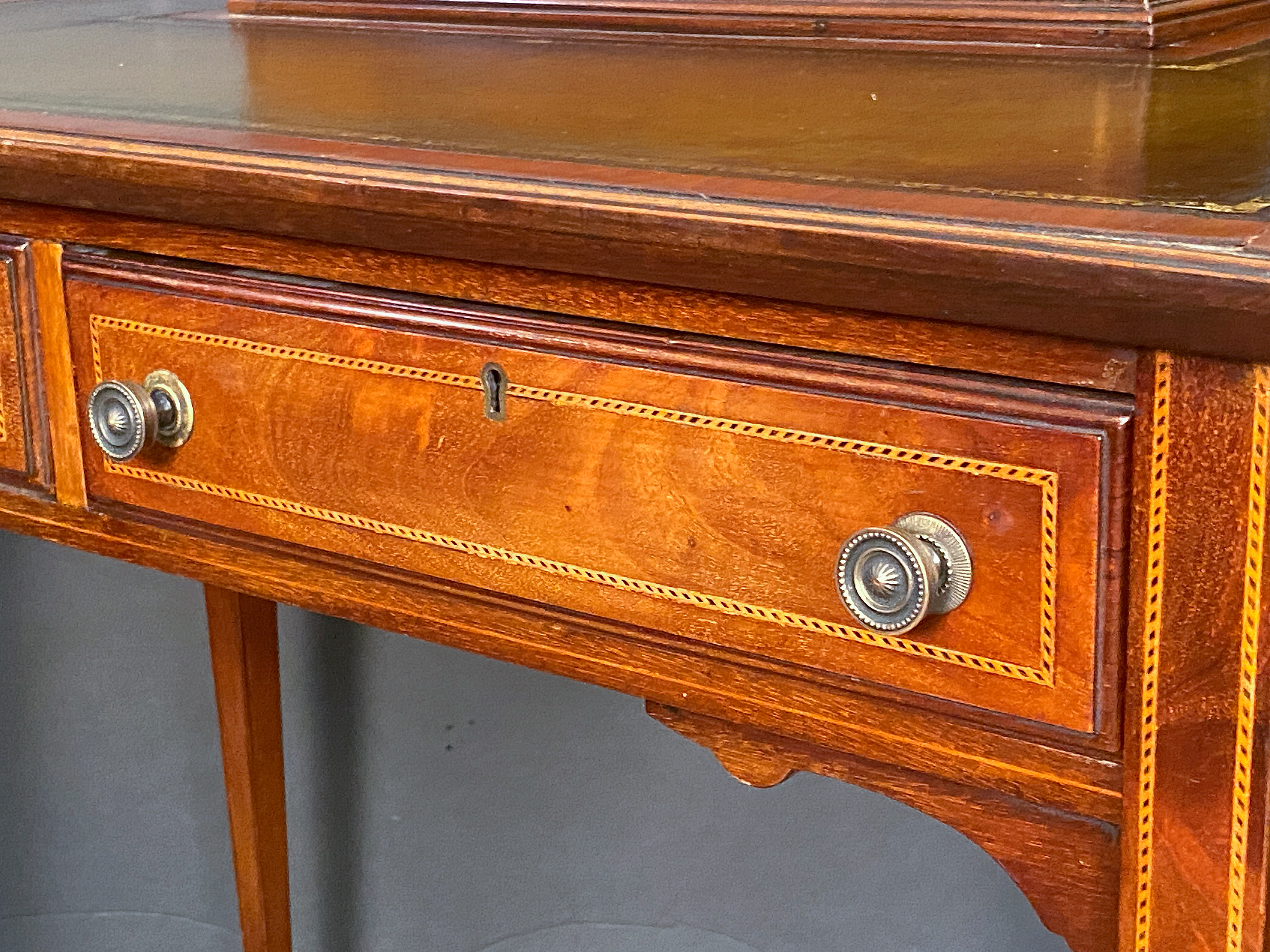 x1184_leather_top_mahogany_desk_45