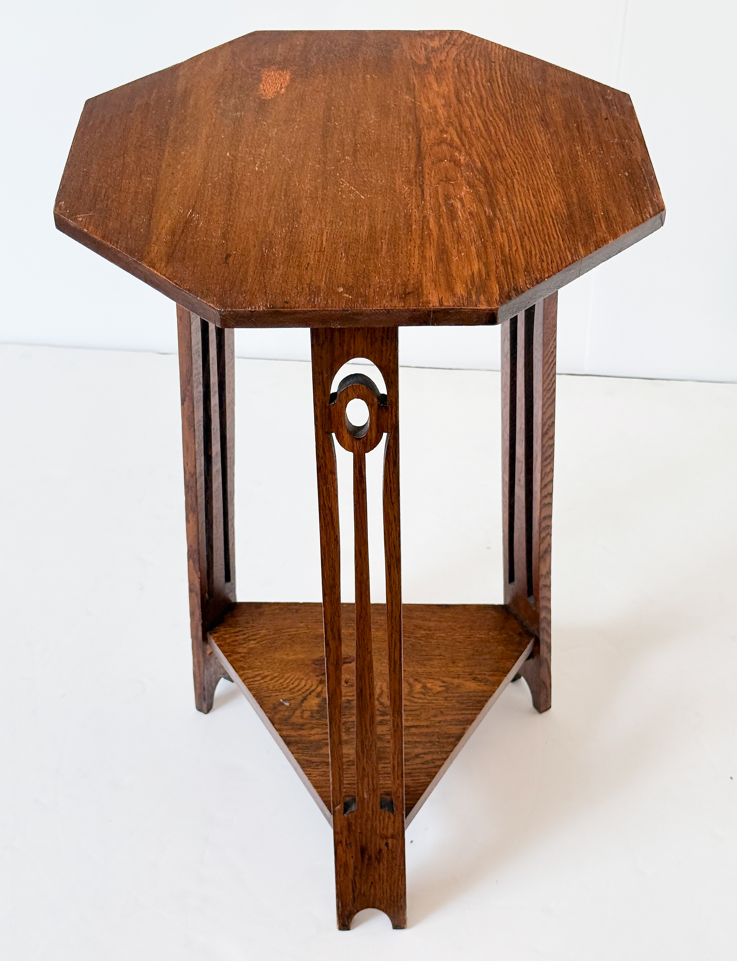 z2048_arts_crafts_table_edited_6