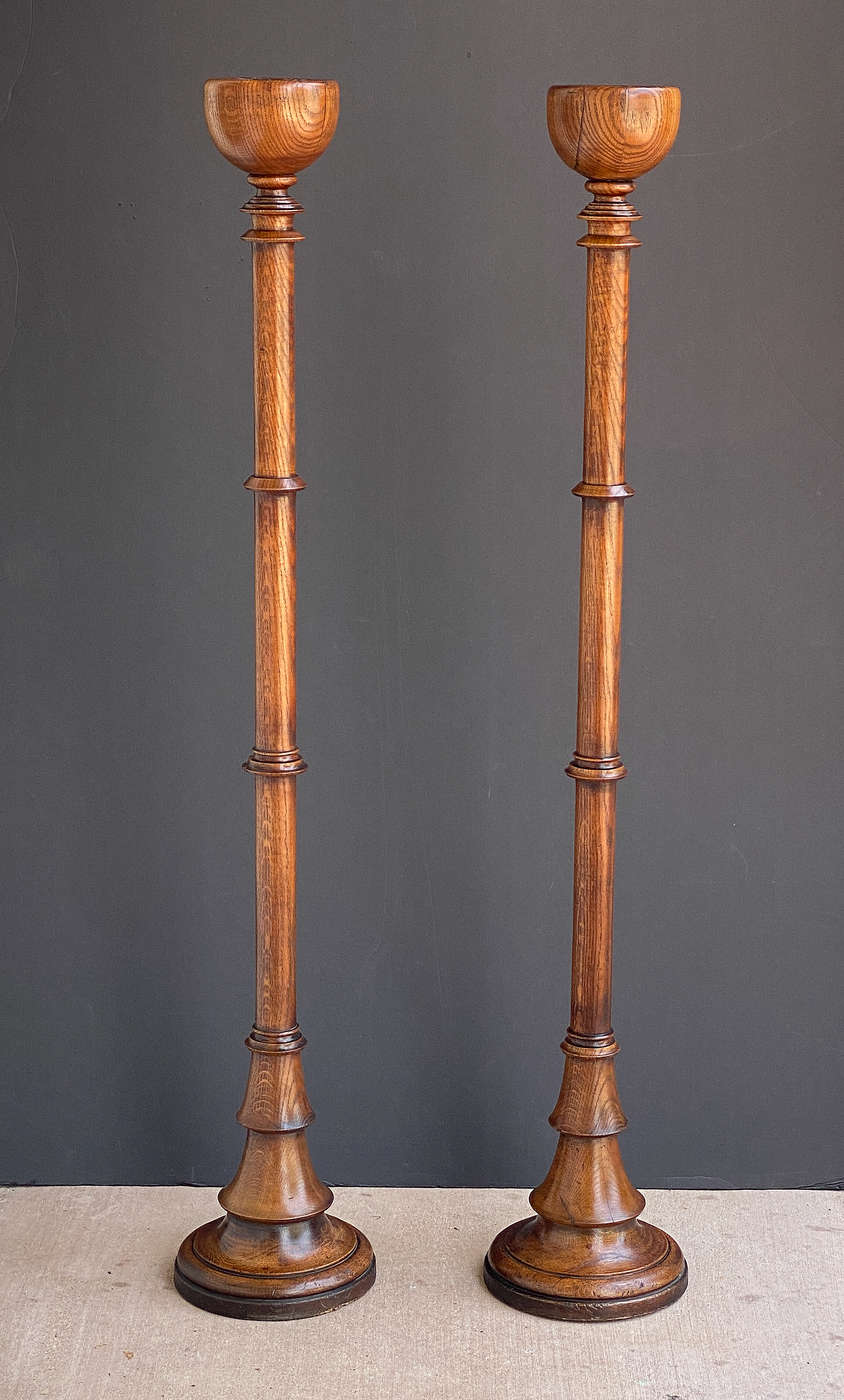 z2337_oak_candle_stick_24_l_e_a_d